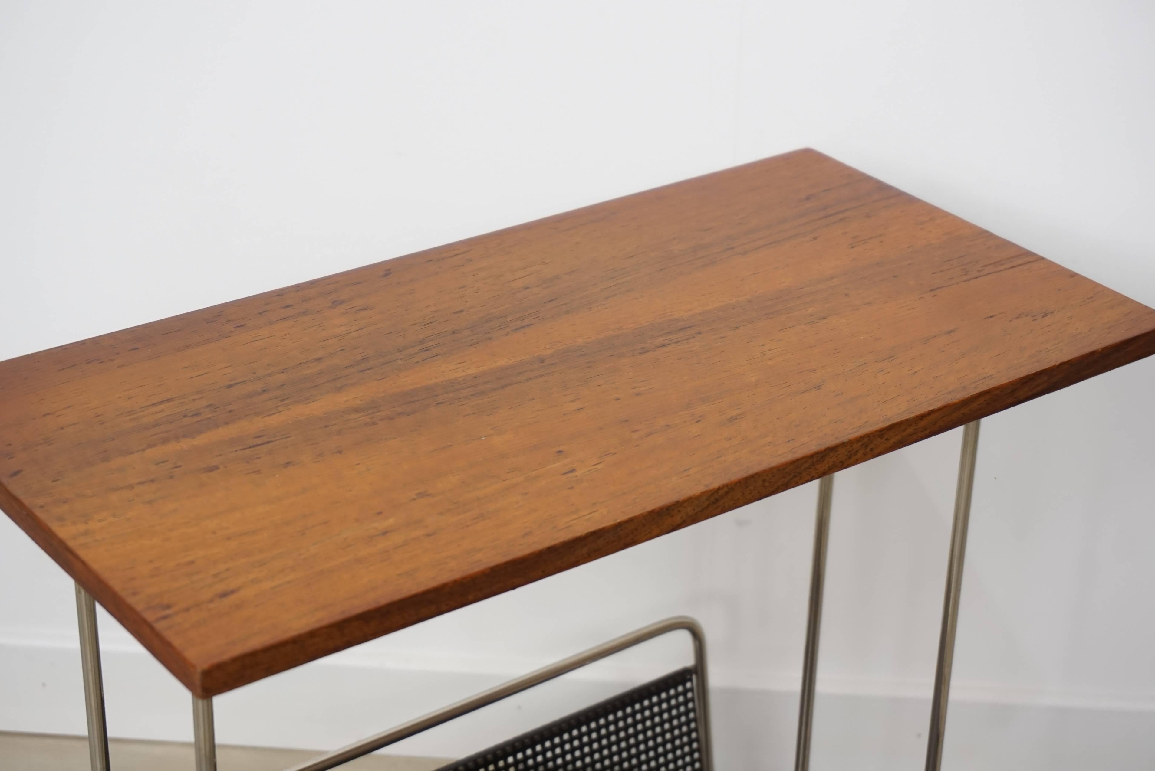 Side Table Design by Tjerk Reijenga for Pilastro, 1950s In Good Condition For Sale In Tourcoing, FR