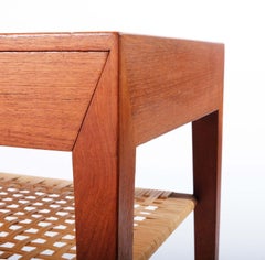 Tavolino progettato da Severin Hansen per Haslev Møbelsnedkeri, Danimarca