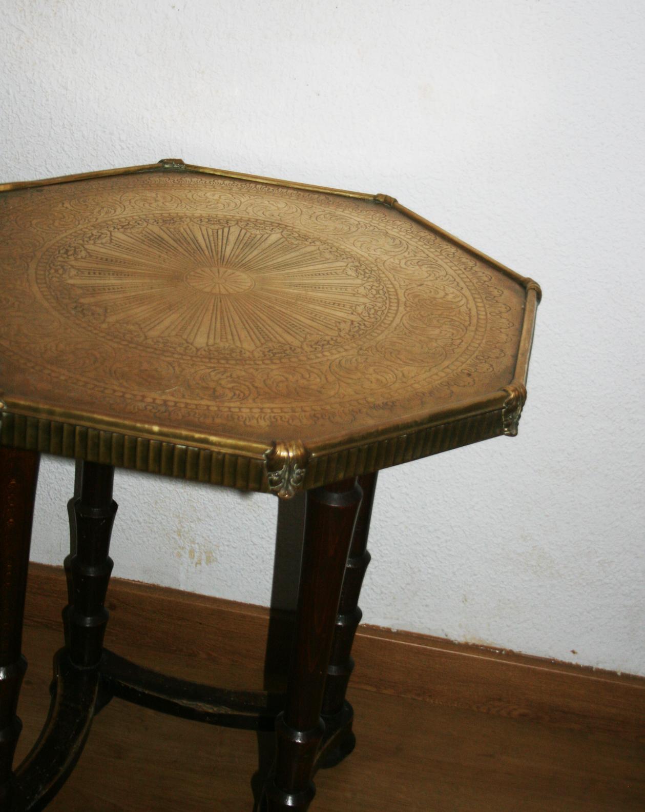 Side Table Embossed Brass Topu and Wooden Legs, England 5