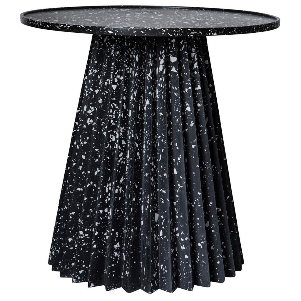 Side Table- FLUTE SIDE TABLE - LARGE - BLACK/WHITE For Sale