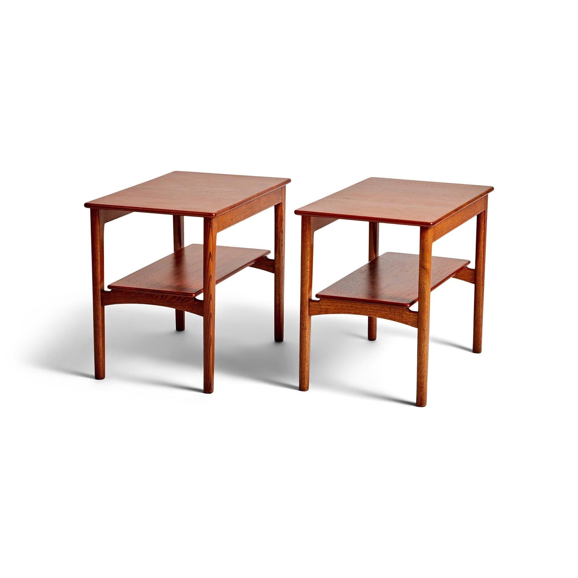 Danois Table d'appoint Hans J. Wegner pour Johannes Hansen en vente