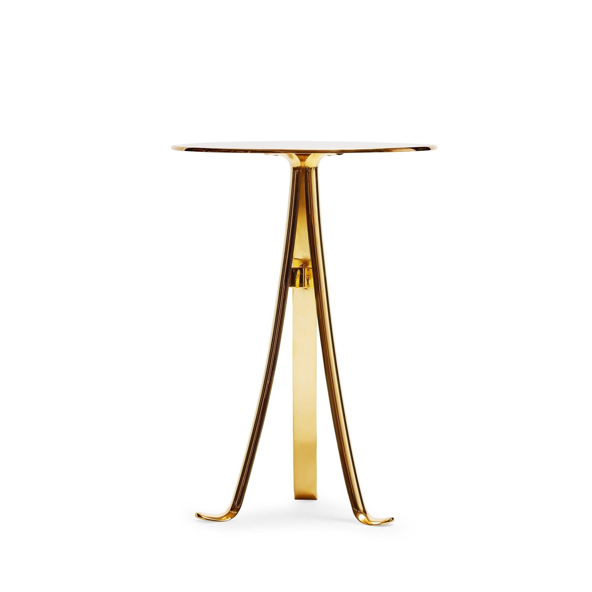 Américain Table d'appoint, 2023 en vente