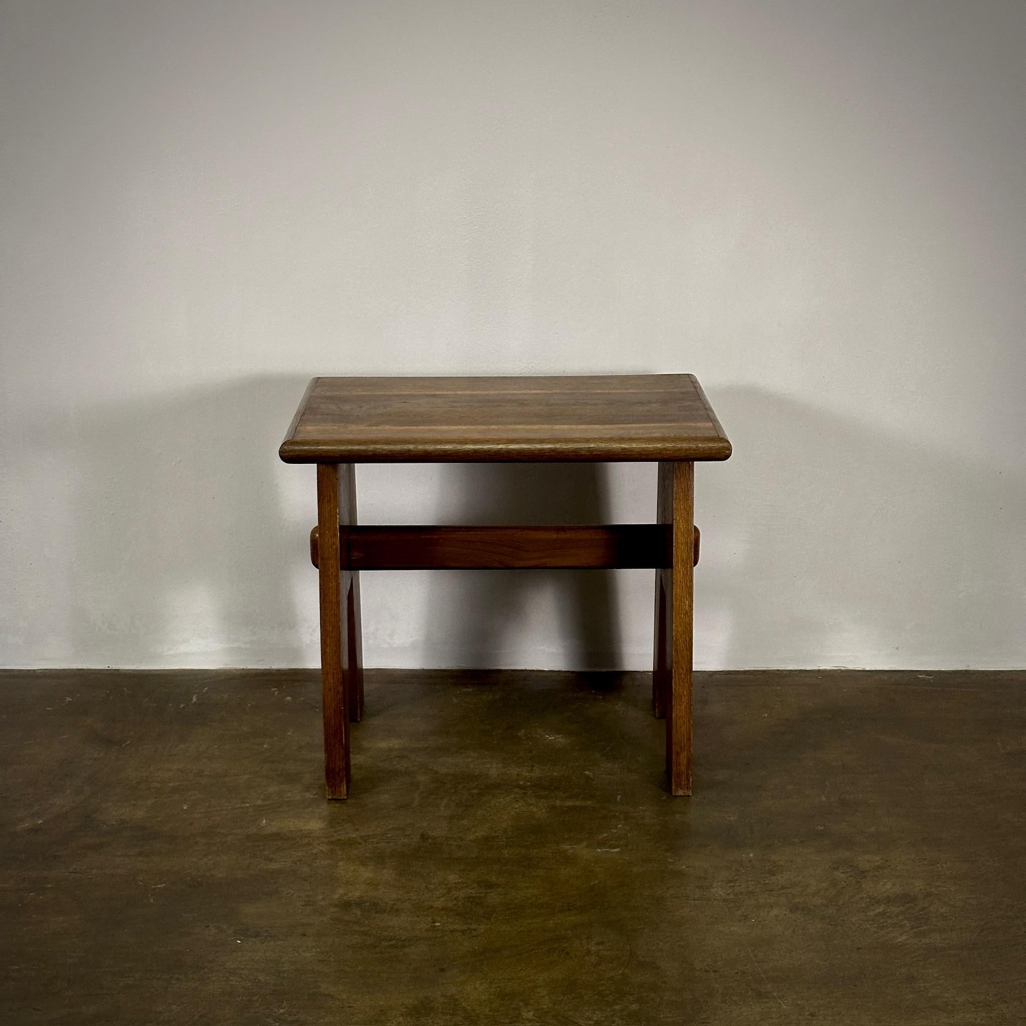 Side Table In Good Condition For Sale In Los Angeles, CA