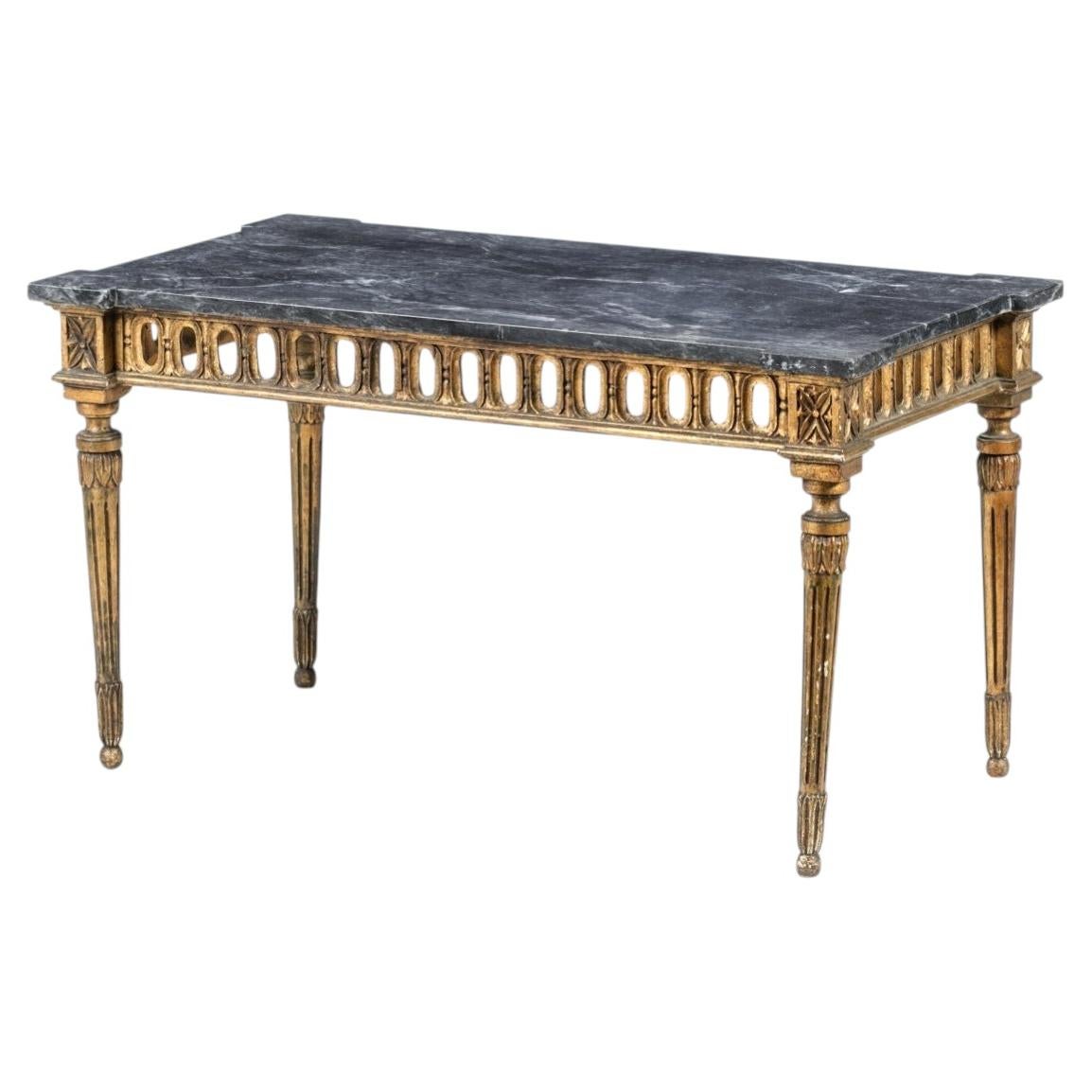 Table d'appoint en vente