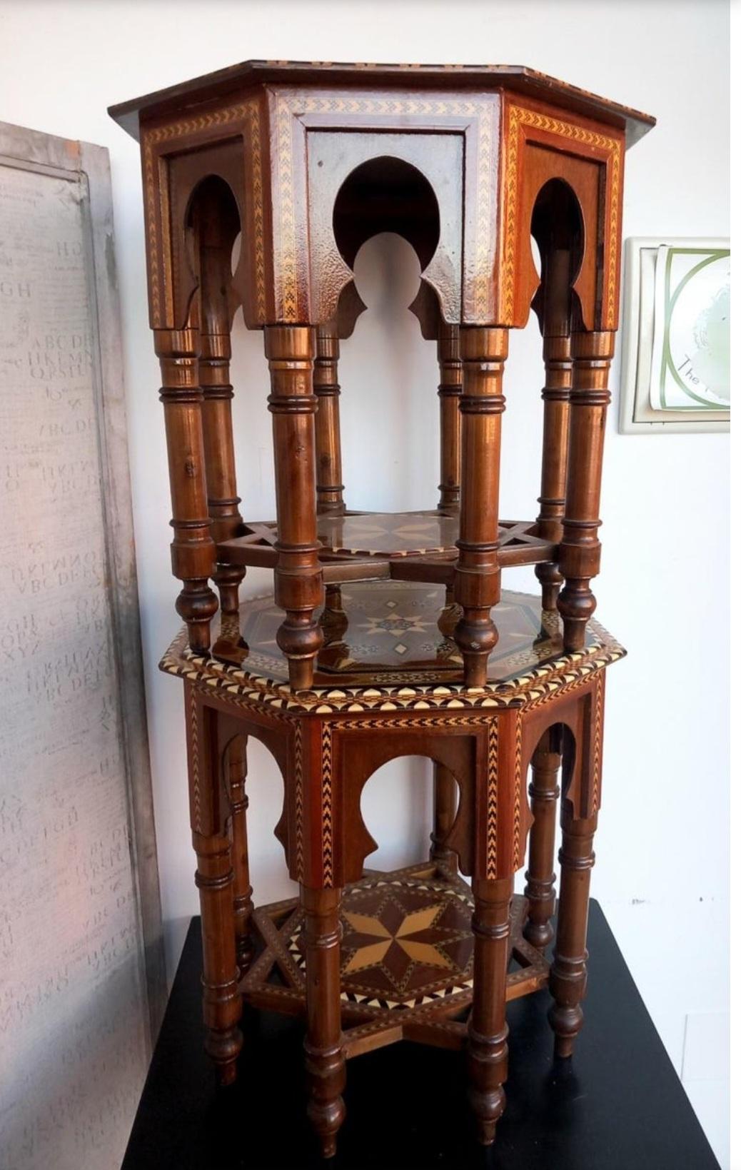 Table basse espagnole  Wood Wood Multicolore 20ème siècle en vente 6