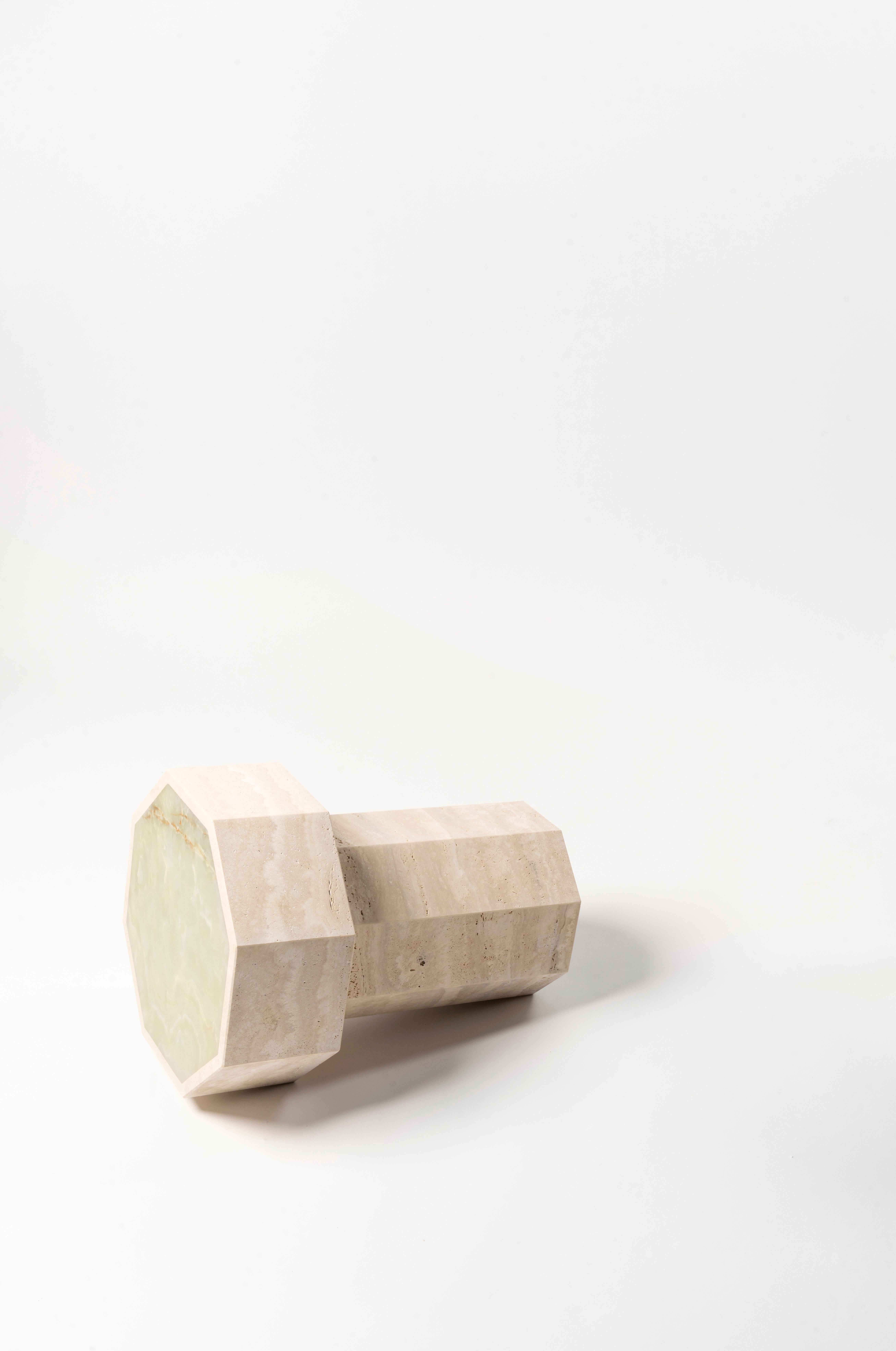 Table d'appoint Gisèle en Onyx vert par Studio Gaïa en vente 1