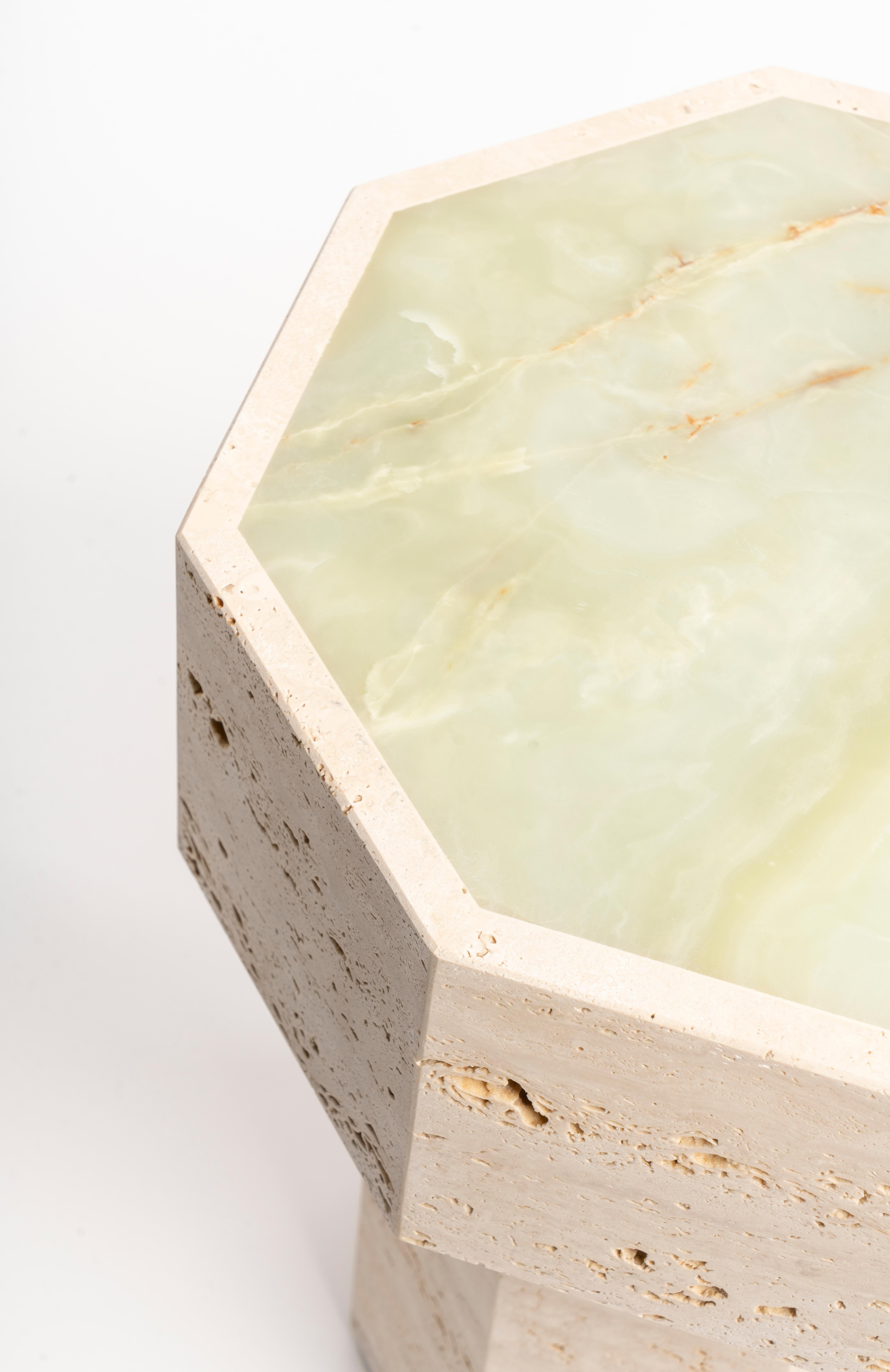 Table d'appoint Gisèle en Onyx vert par Studio Gaïa en vente 2