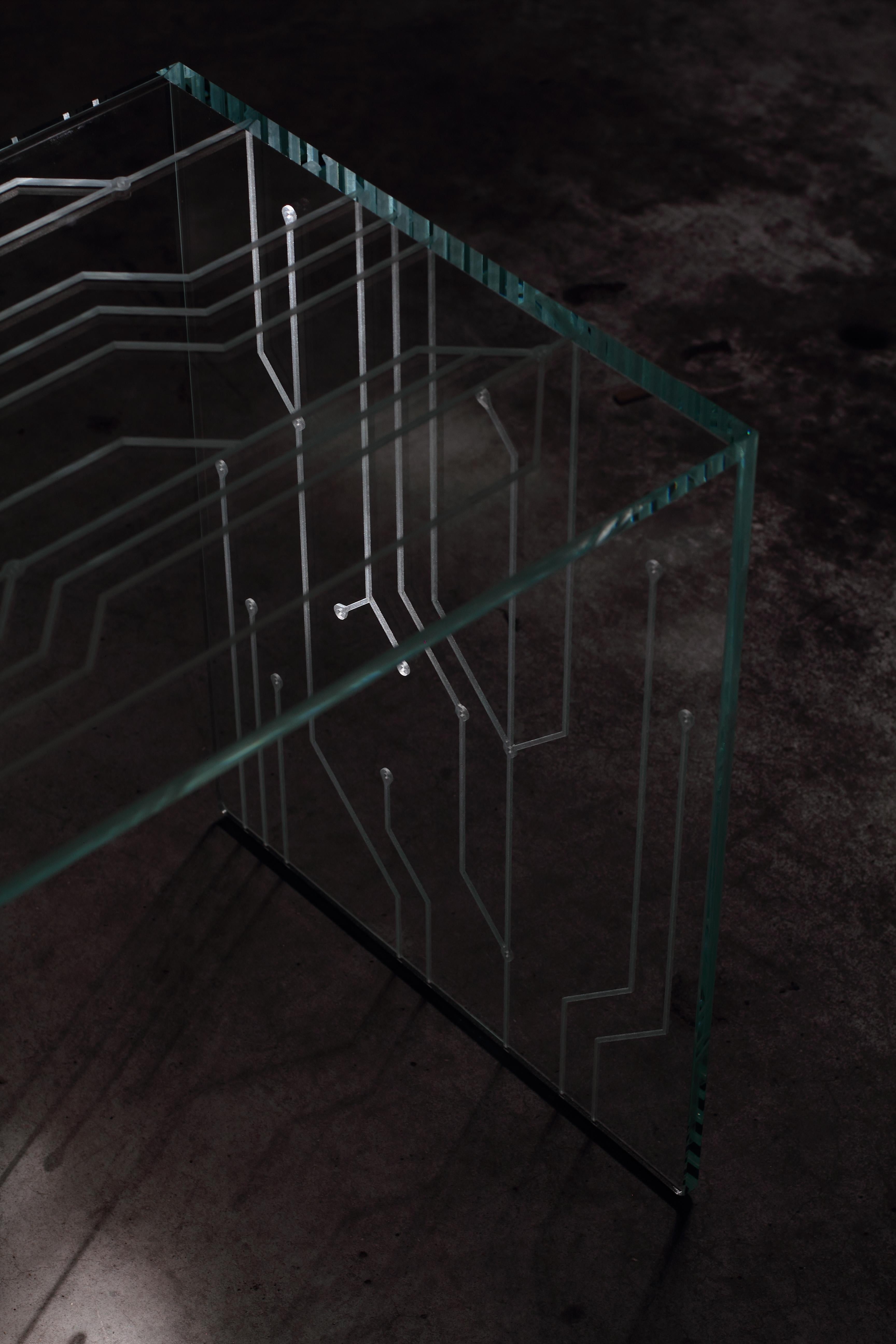 Beistelltisch Kristallglas Lasergravuren Dekoration Contemporary Design Italien im Angebot 3