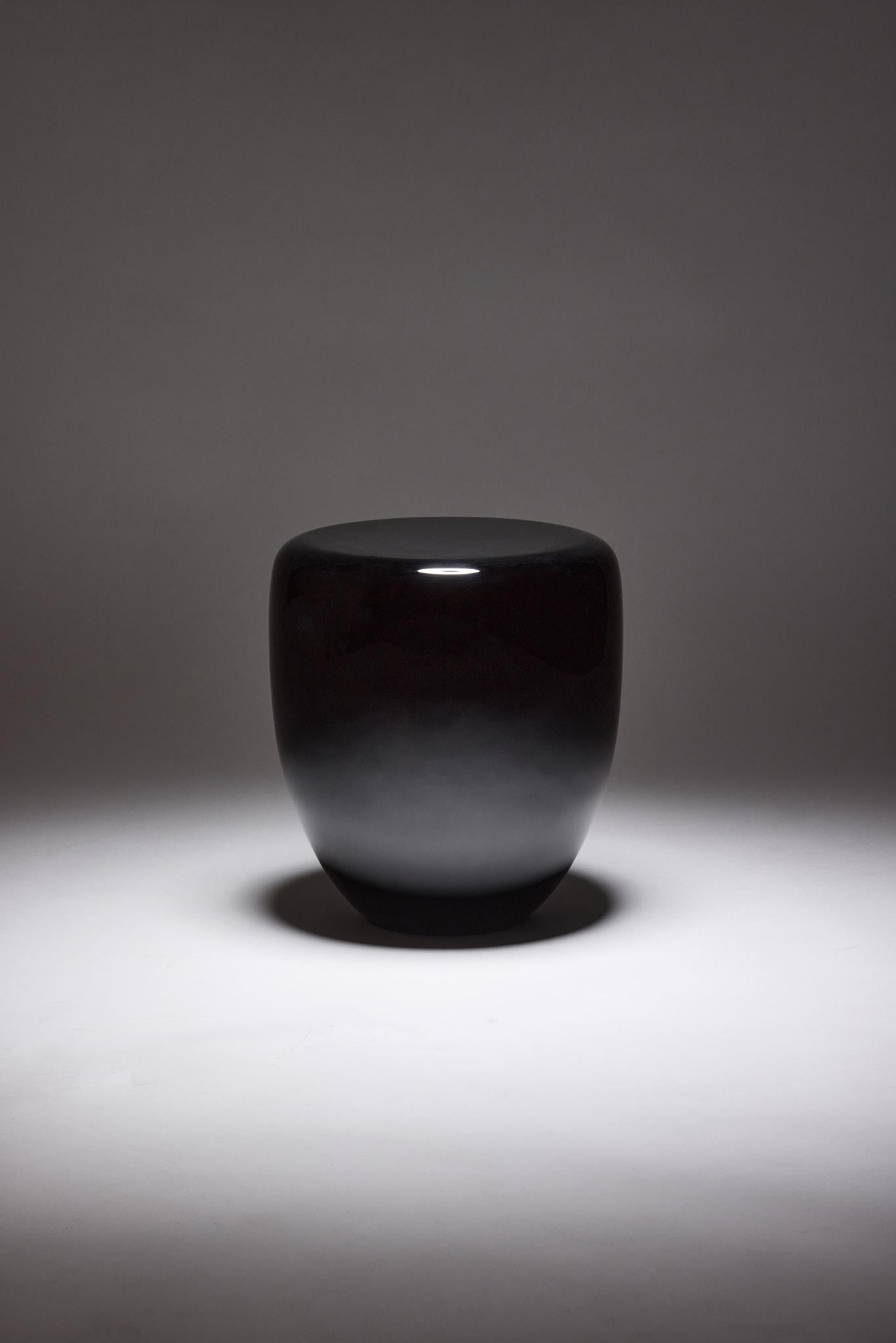 Side Table, Iconic Black DOT by Reda Amalou Design, 2021 - Glossy Lacquer In New Condition For Sale In Paris, FR