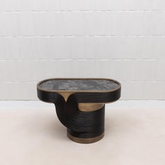 Beistelltisch aus schwarzem Quarz und Rattan mit Patina aus Bronze von R&Y Augousti