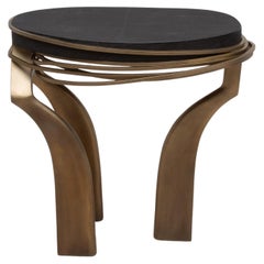 Beistelltisch in schwarzem Chagrinleder mit Bronze-Patina aus Messing von Kifu Paris