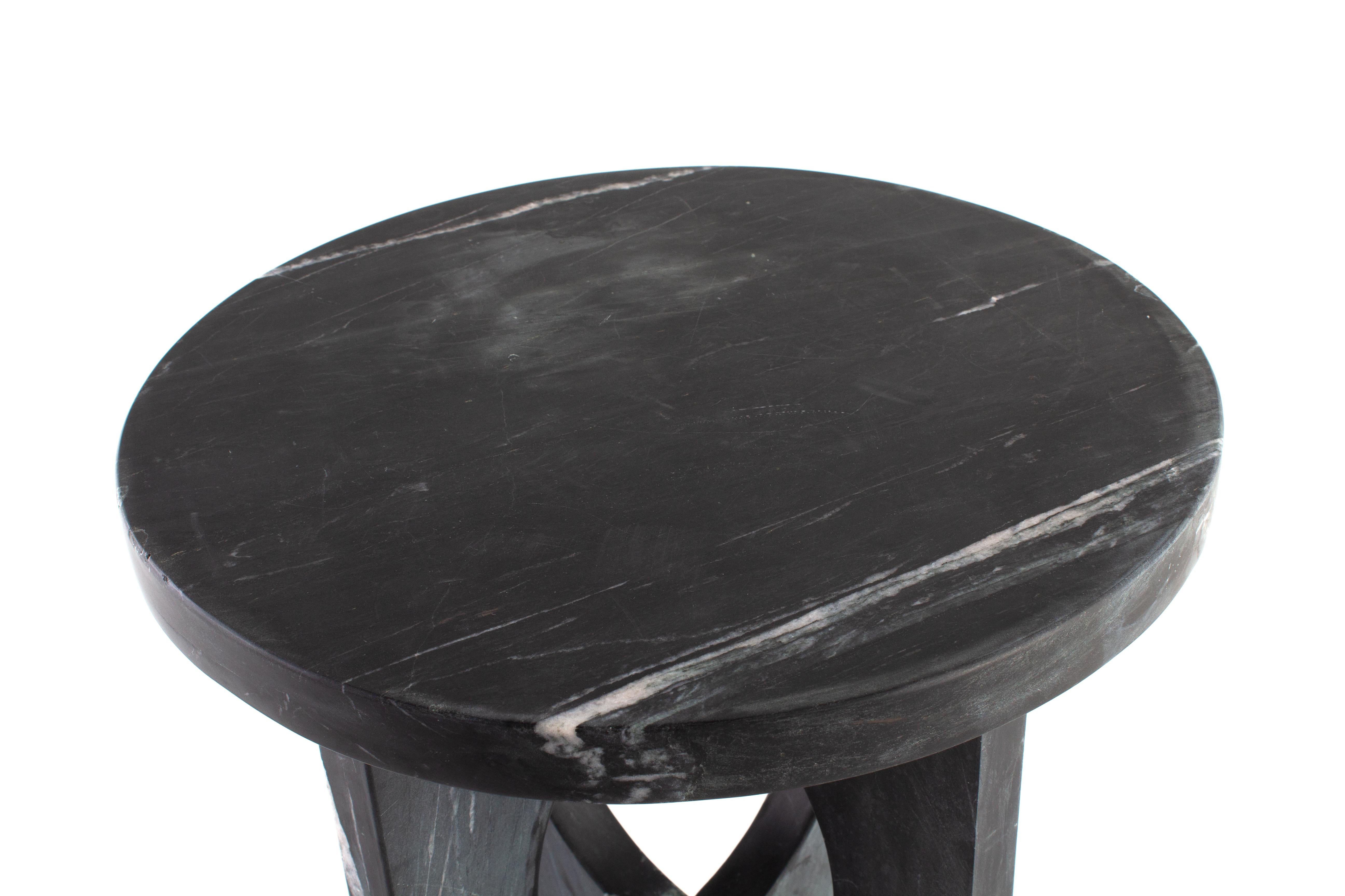 Side Table in Cross Fitted Grey Marble In Good Condition For Sale In Dallas, TX