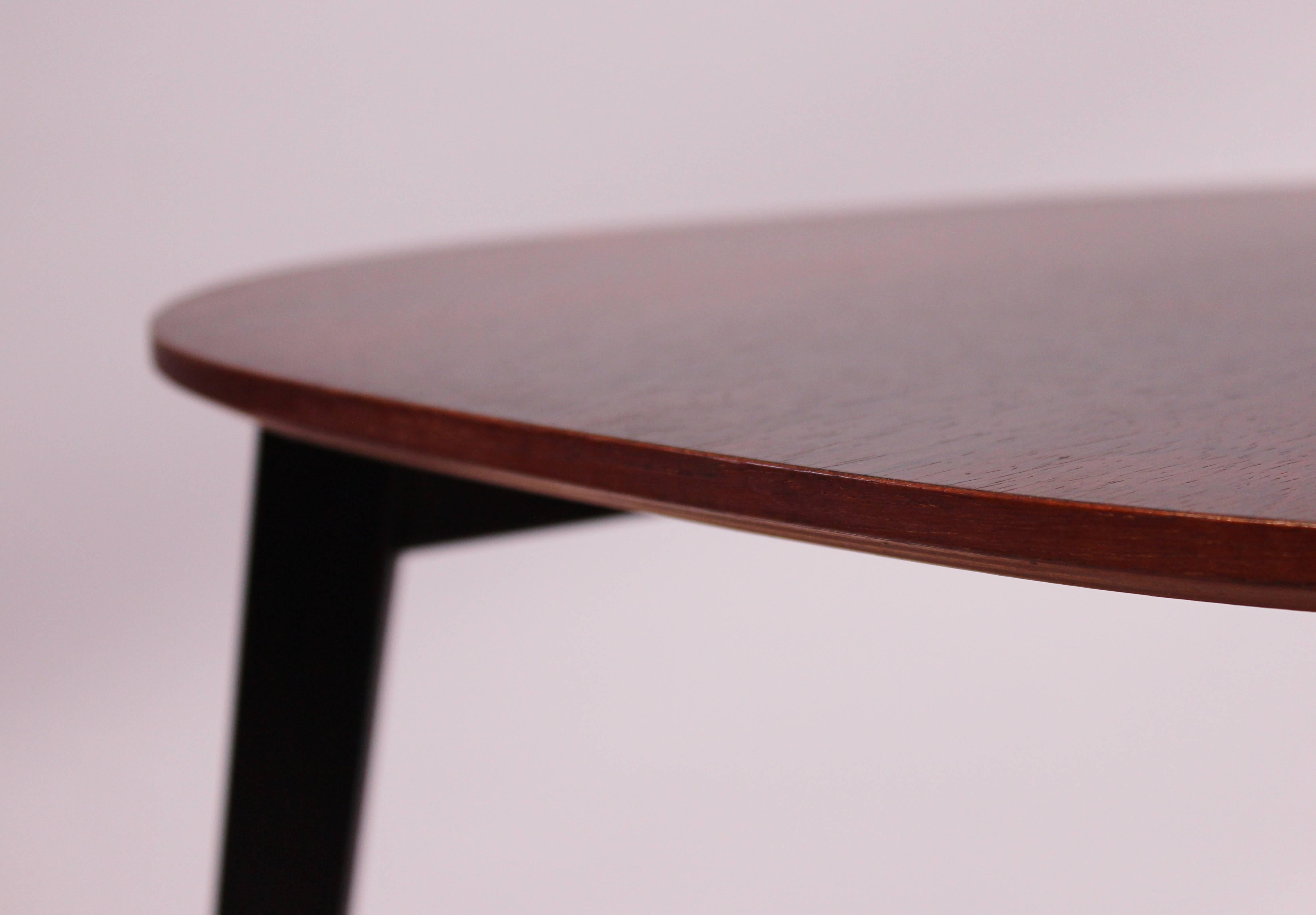 Mid-20th Century Side Table in Dark Wood of Beautiful Danish Design from the 1960s