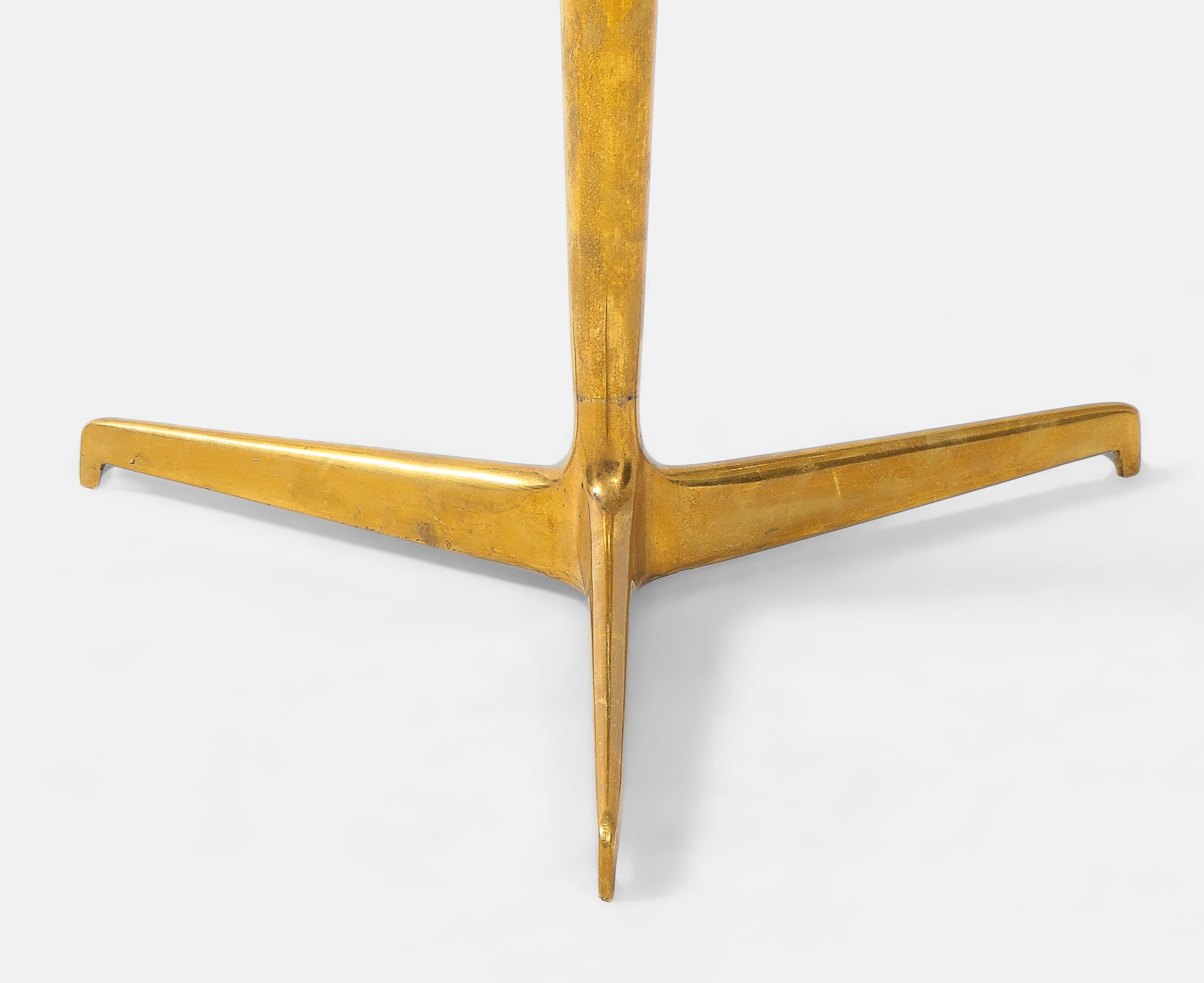 Contemporary Italian Side Table in Glass and Brass For Sale 2