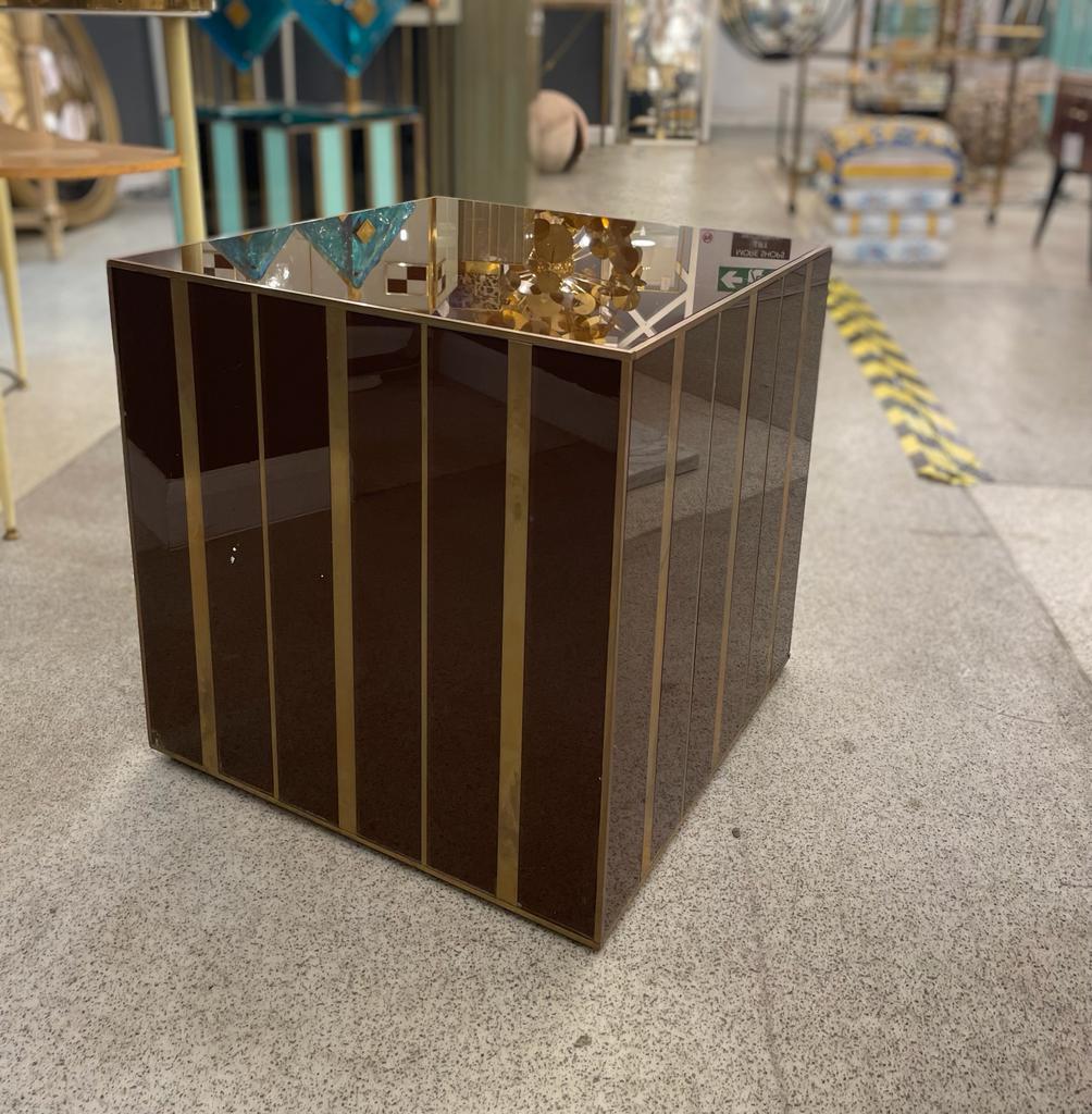 Late 20th Century Side Table in Glass, Italy 1980s For Sale