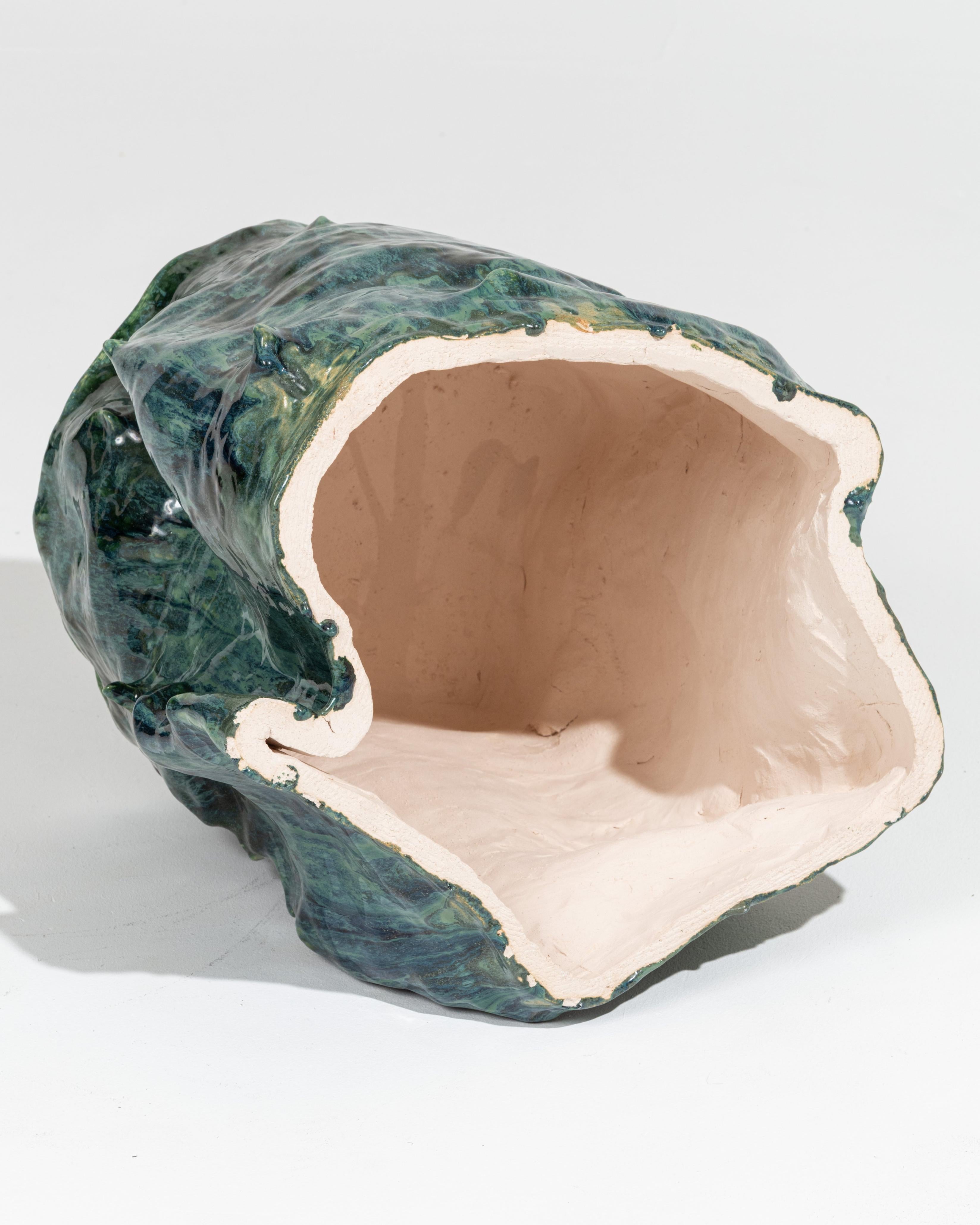 Tavolino in gres smaltato verde lucido in vendita 9