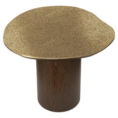 Hammered brass side table – textured decorative table (L60cm x L70 cm x H 48 cm)