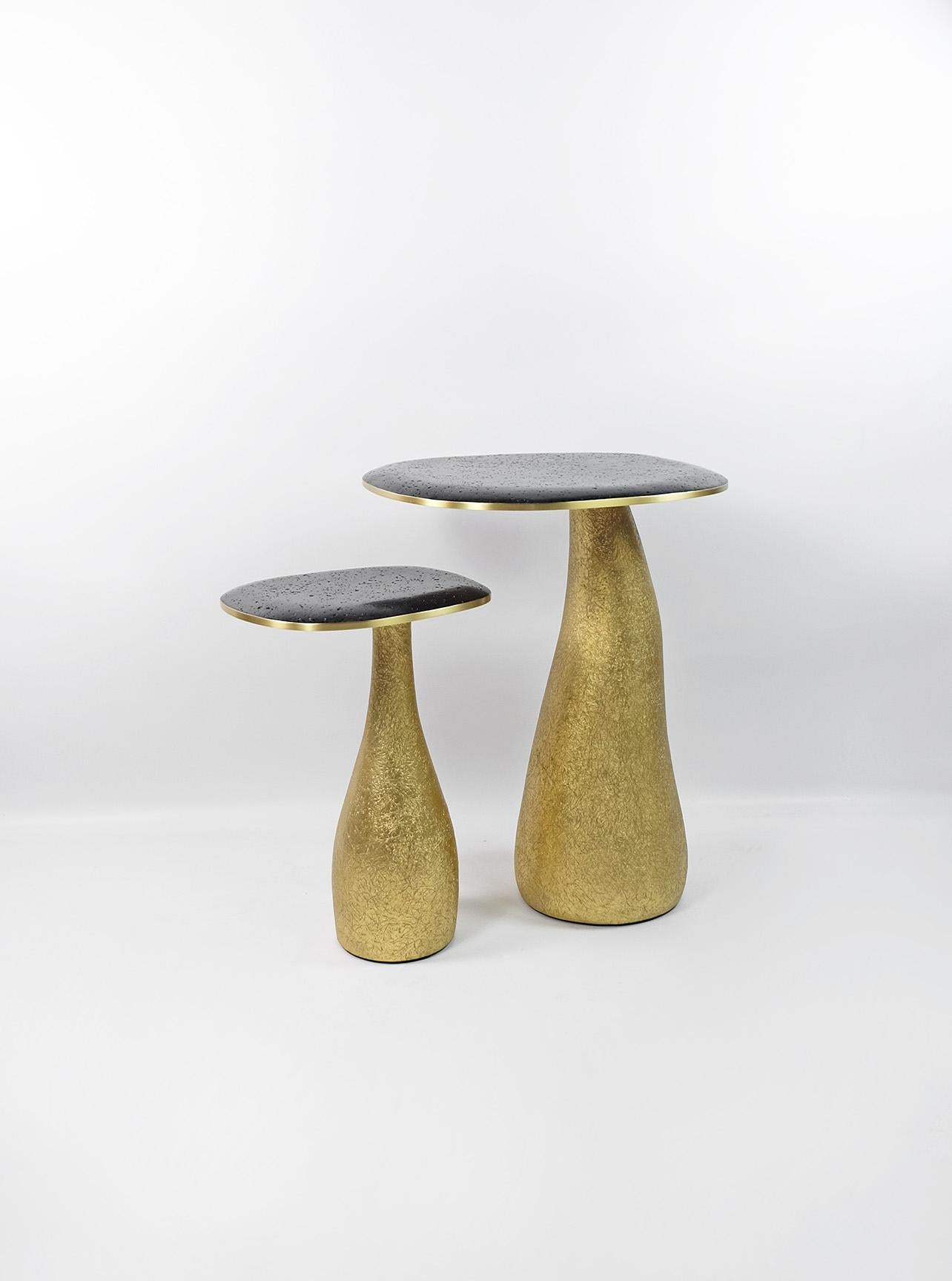 Side Table in Lava Stone and brass with a Gilded Base In New Condition In Bourguebus, FR