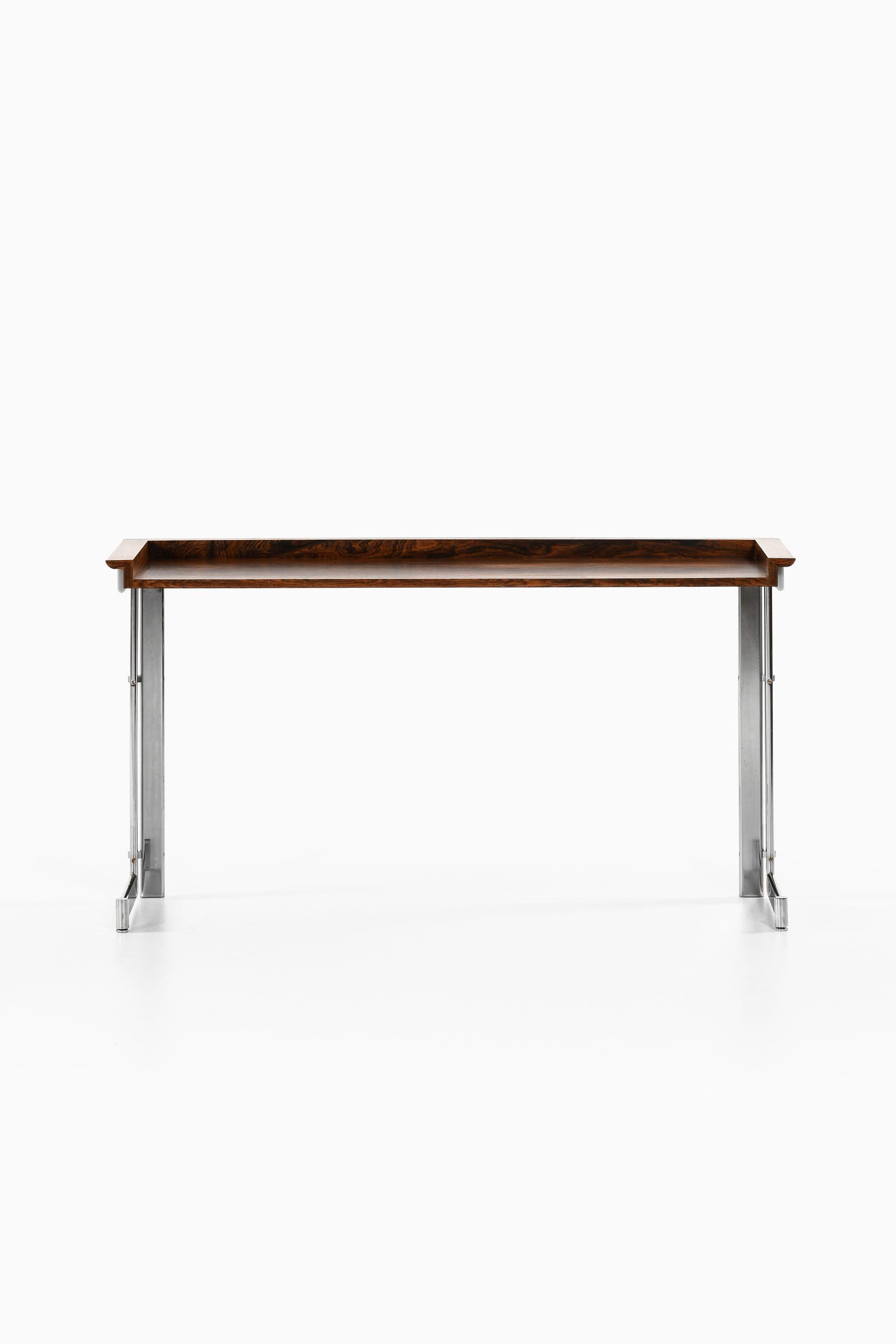 Table d'appoint en bois de rose et acier chromé de Jan Lunde Knudsen, années 1960 en vente 3