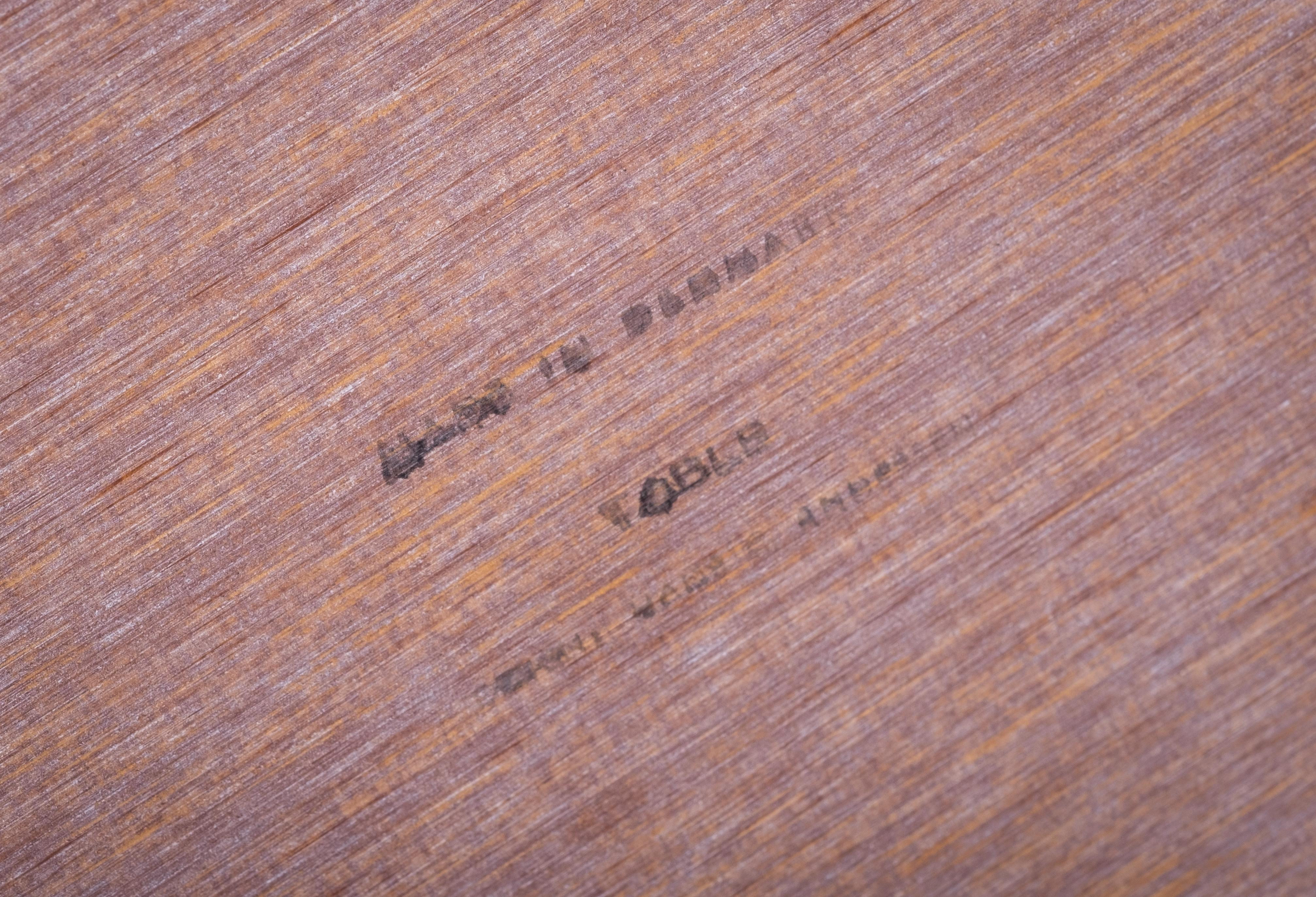 Mesa auxiliar de palisandro de Hans Kristiansen Andersen, años 60 Fórmica en venta