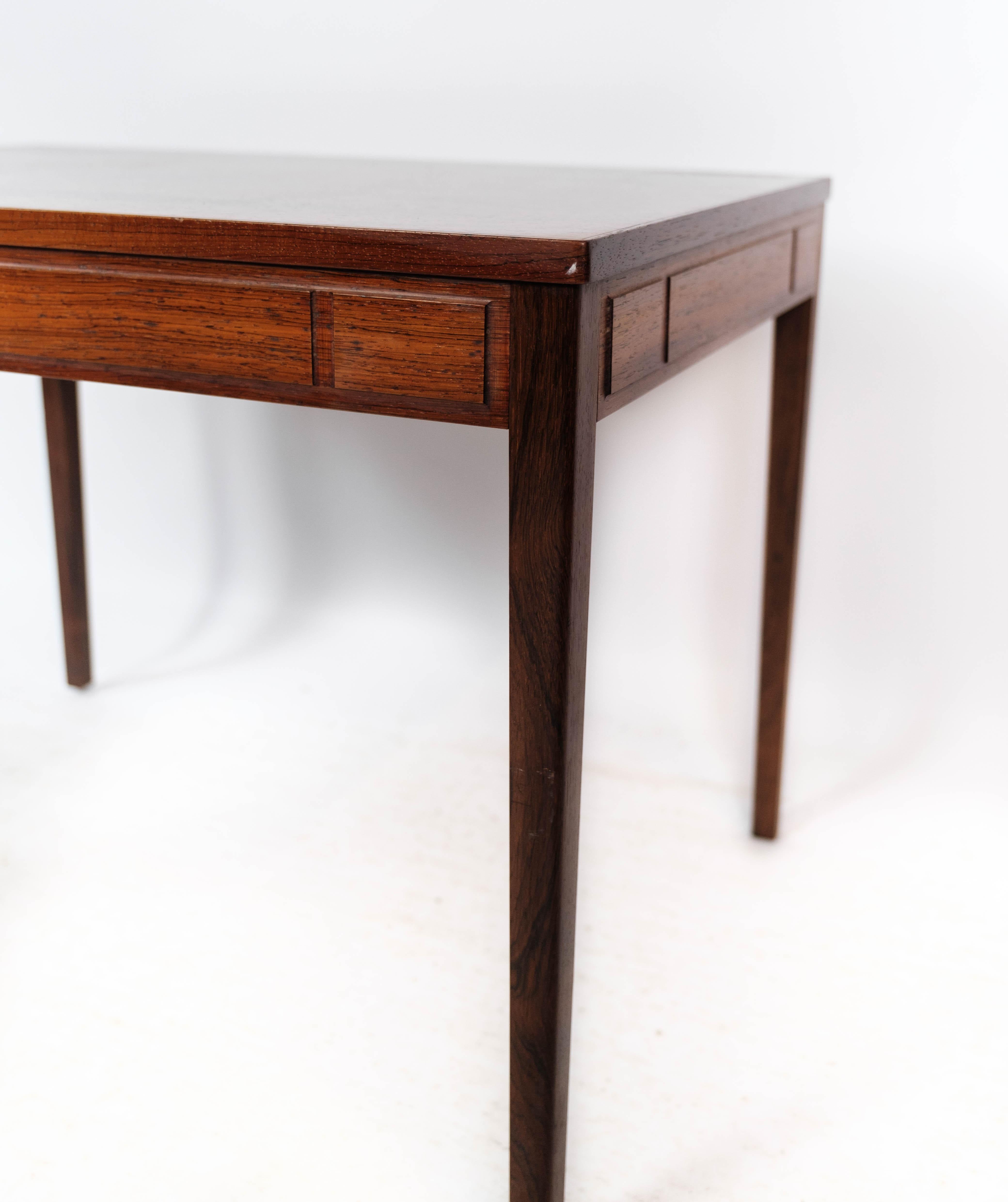 Side Table Made In Rosewood Of Danish Design From 1960s In Good Condition For Sale In Lejre, DK