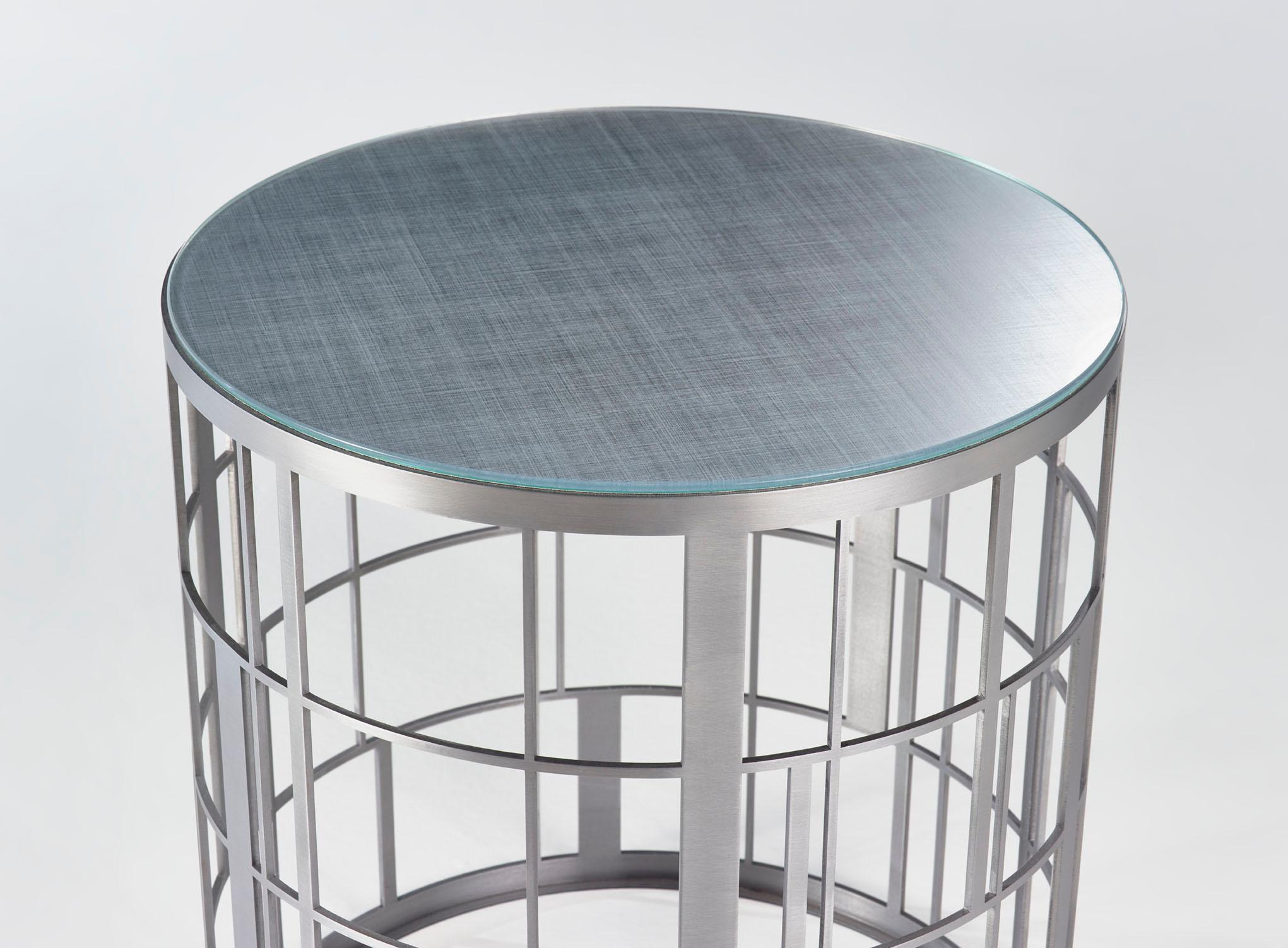 italien Table d'appoint en acier inoxydable avec finition métallique champagne ou bronze liquide en vente