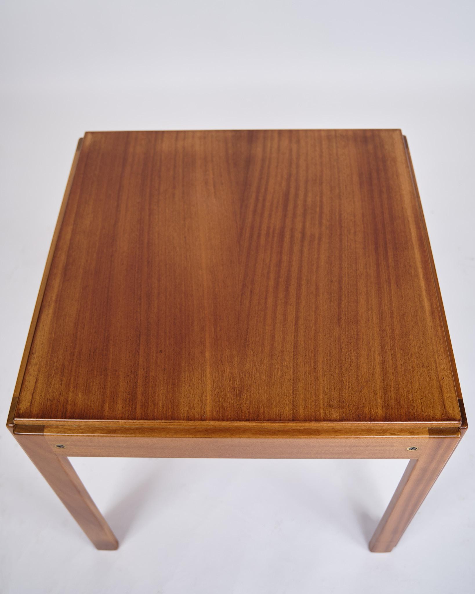 Side Table In Teak By Illum Wikkelsø From 1960s In Good Condition For Sale In Lejre, DK