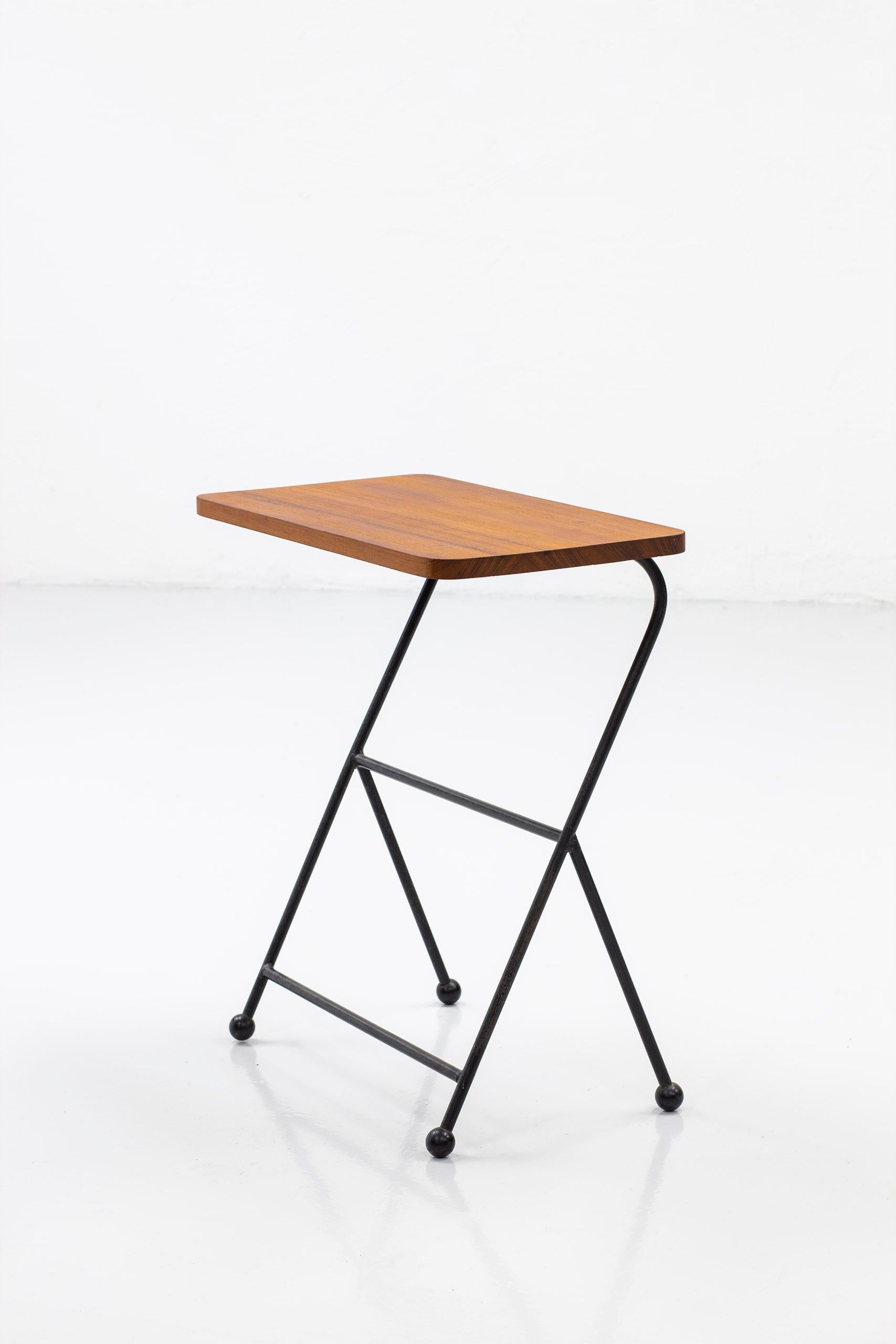 Side Table in Teak Designed and Produced in Sweden, 1950s In Good Condition In Hägersten, SE