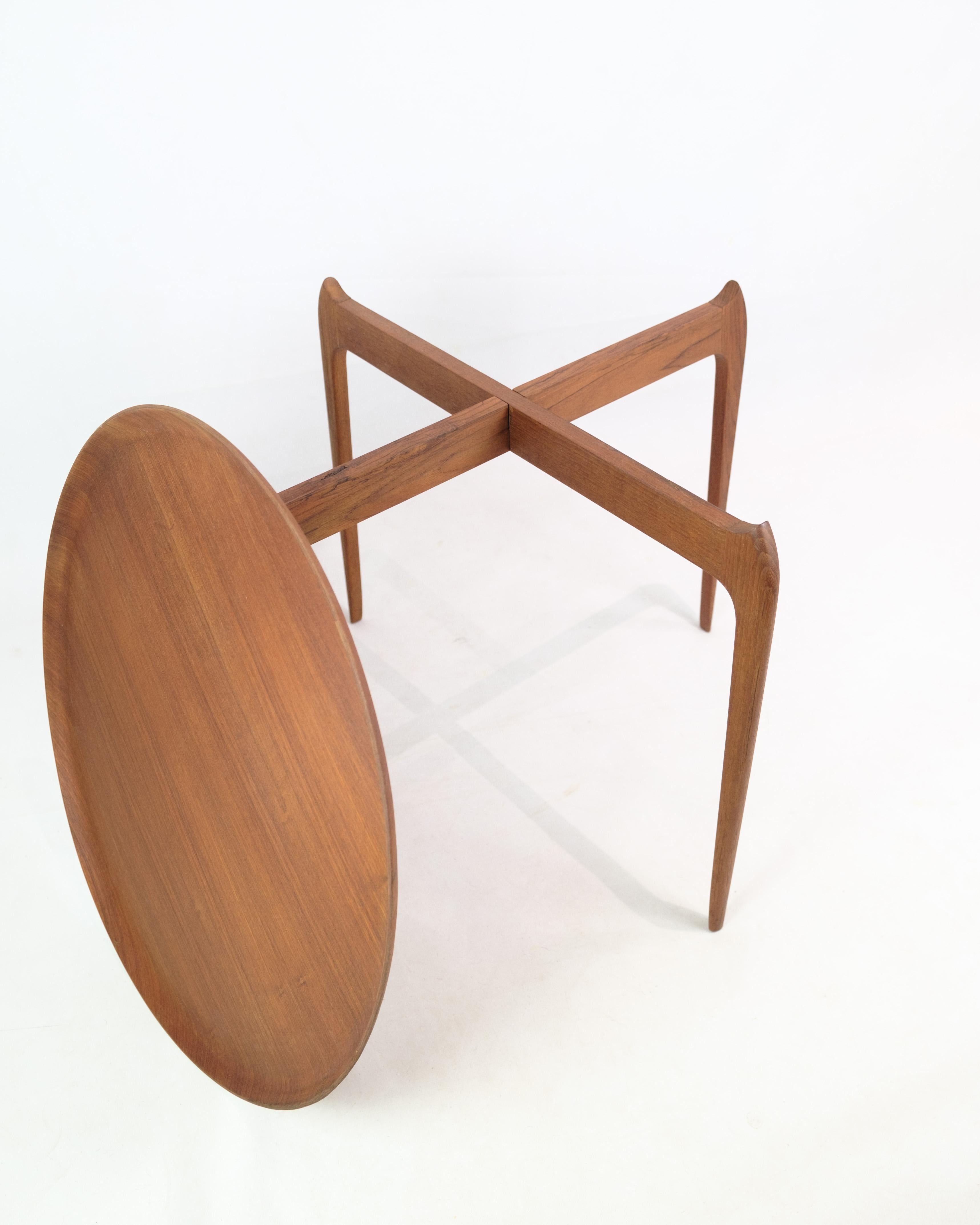 Side table In teak, Svend Willumsen & H Engholm, By Fritz Hansen From 1950s For Sale 3