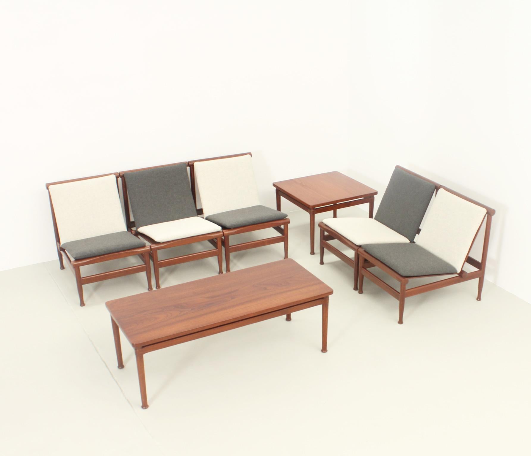 Side Table in Teak Wood by Kai Lyngfeldt Larsen for Søborg, 1950's For Sale 8