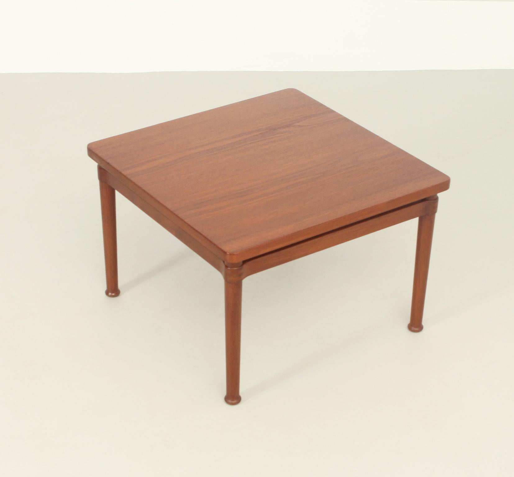 Scandinavian Modern Side Table in Teak Wood by Kai Lyngfeldt Larsen for Søborg, 1950's For Sale