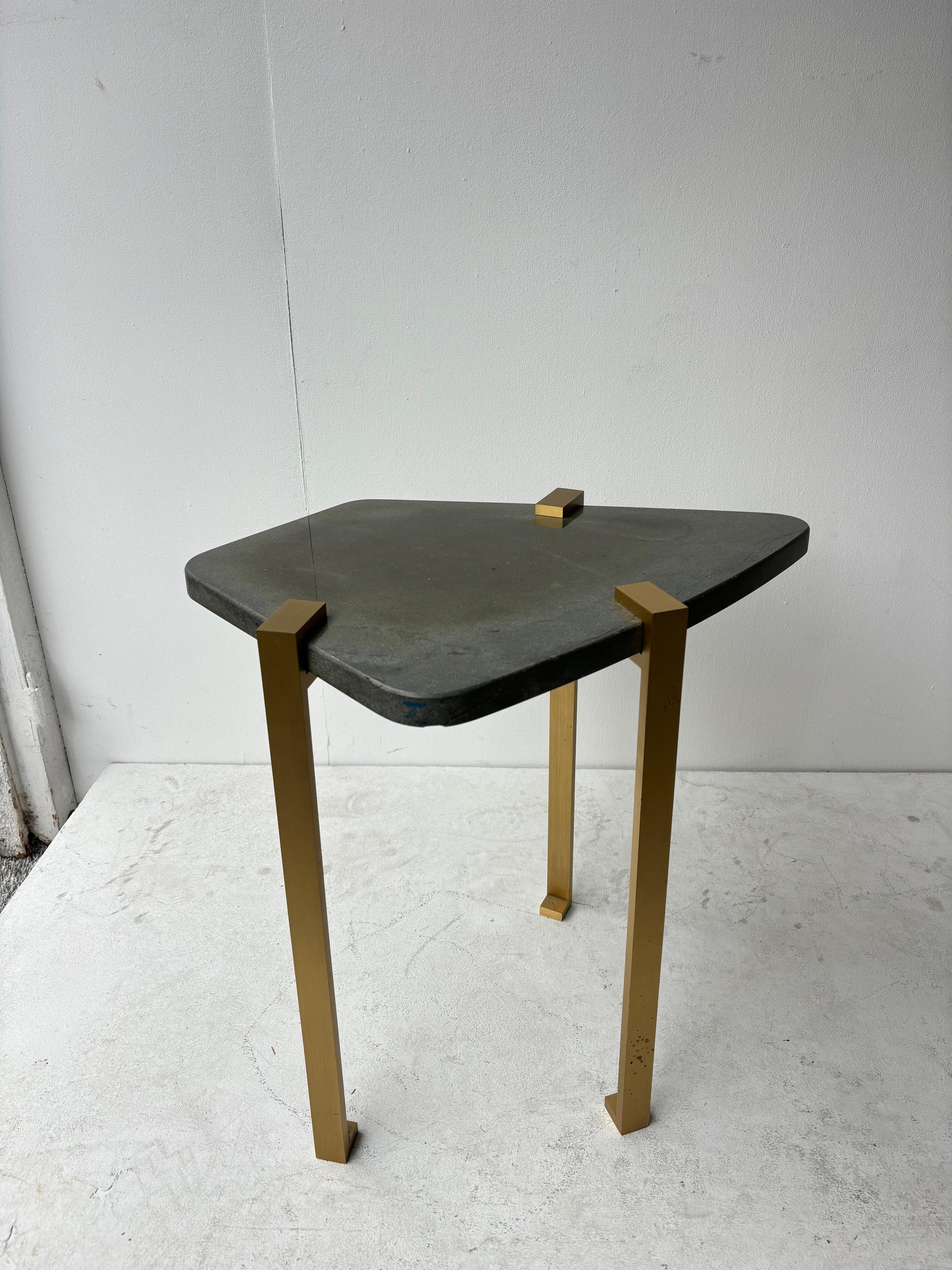 Beistelltisch nach dem Geschmack von Marc Du Plantier im Angebot 3