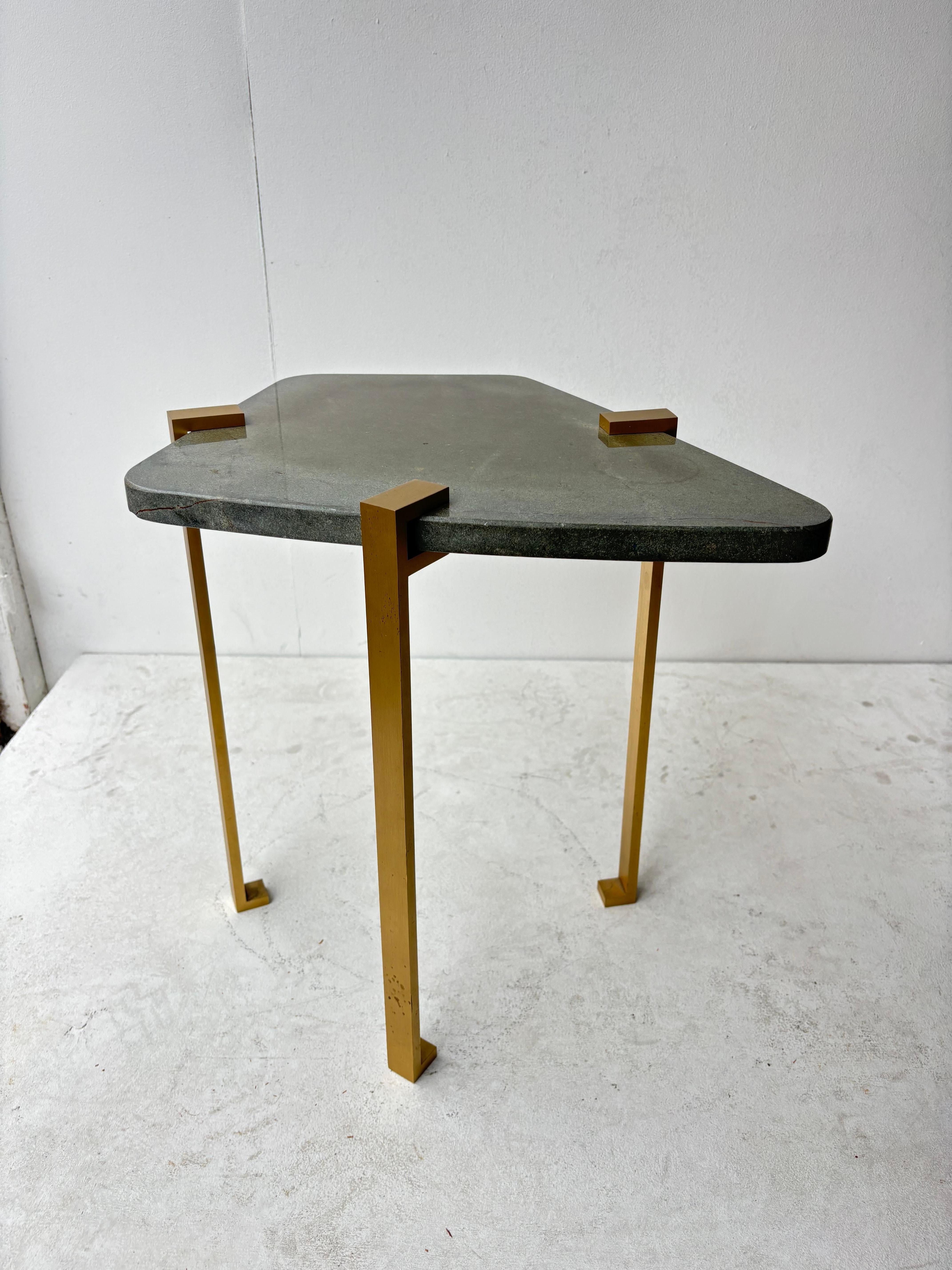 Beistelltisch nach dem Geschmack von Marc Du Plantier im Angebot 4