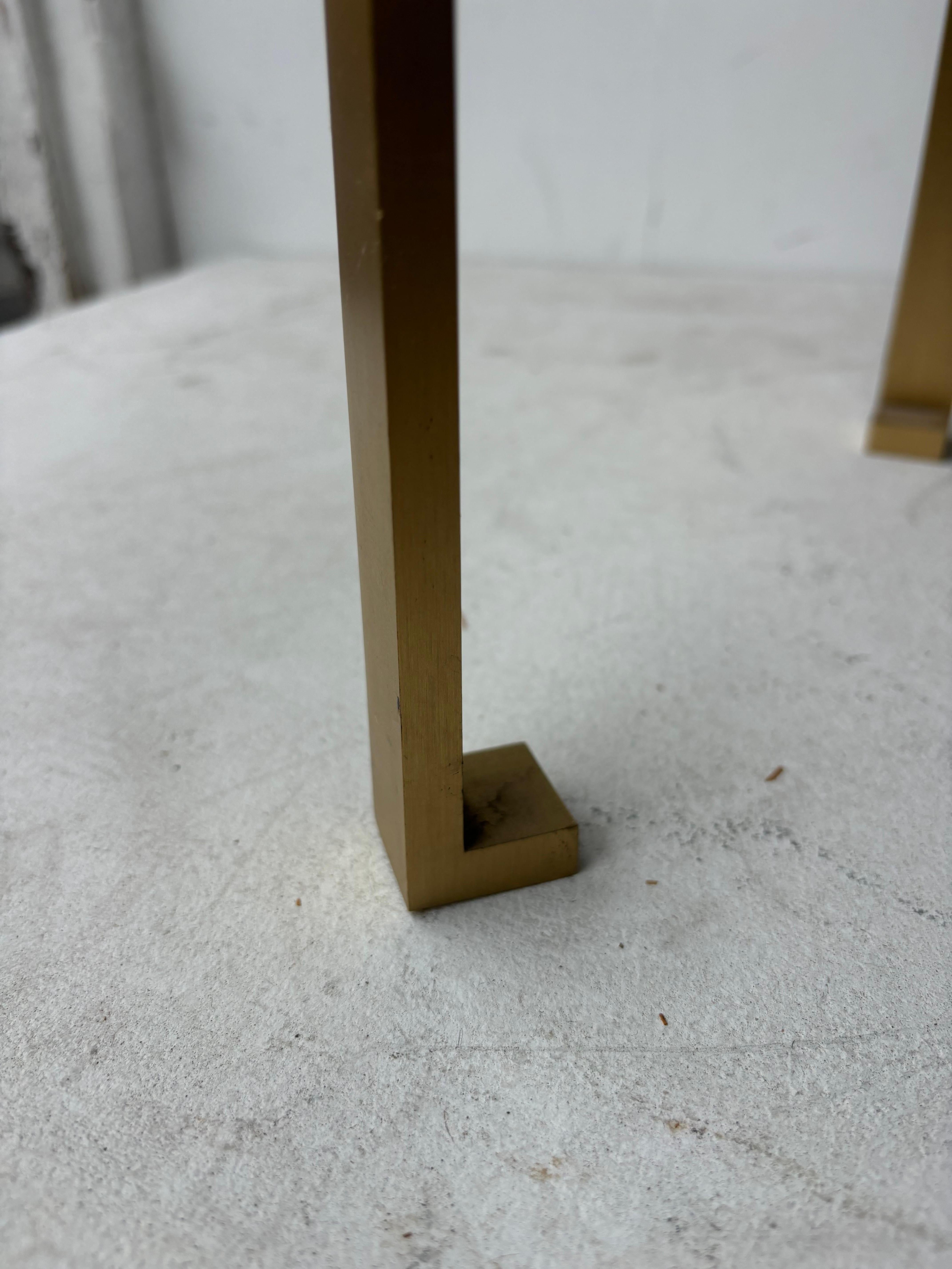 Beistelltisch nach dem Geschmack von Marc Du Plantier im Angebot 1