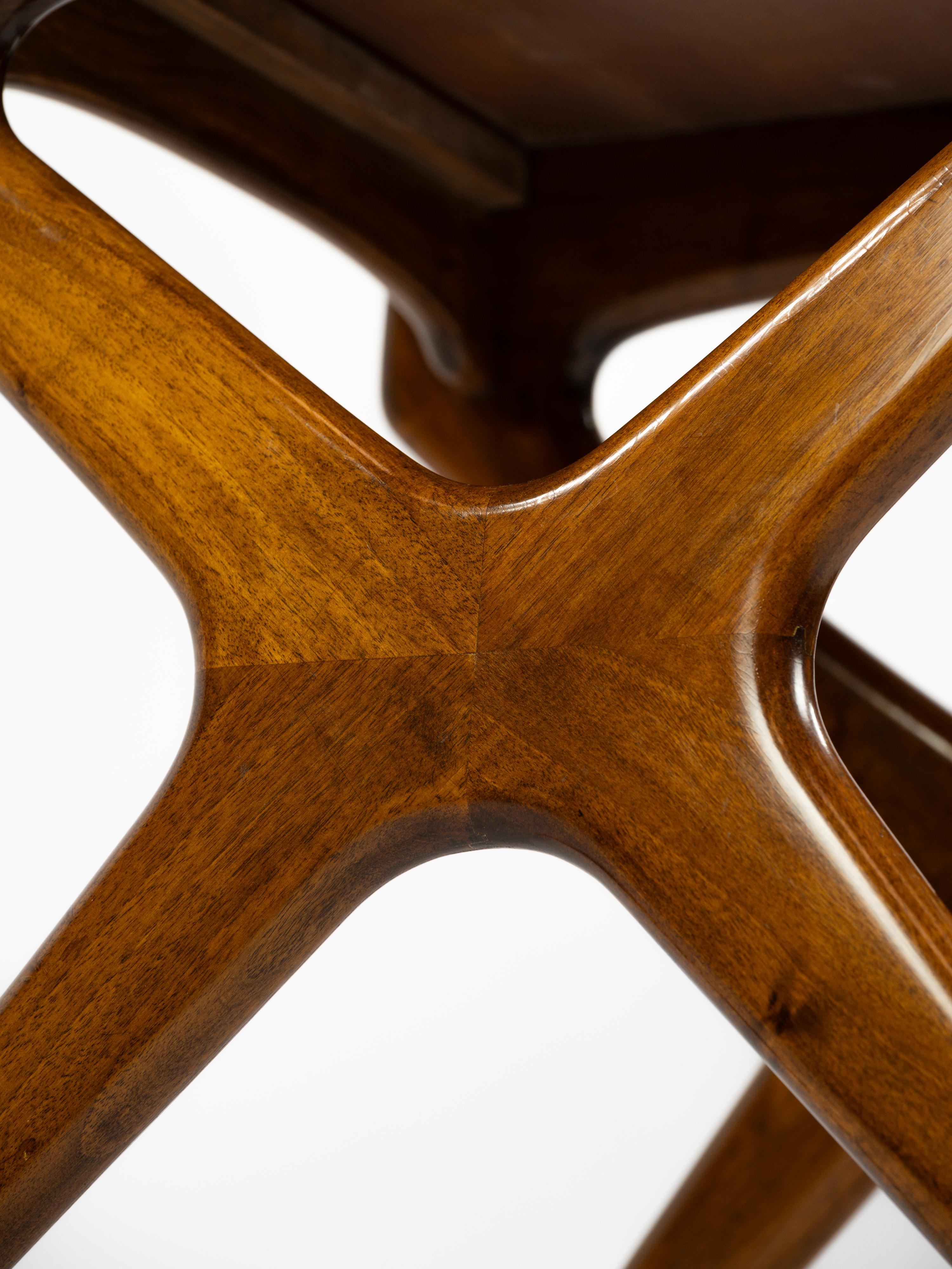 Wood Side table in walnut design Ico Parisi by De Baggis  For Sale