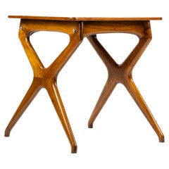 Antique Side table in walnut design Ico Parisi by De Baggis 