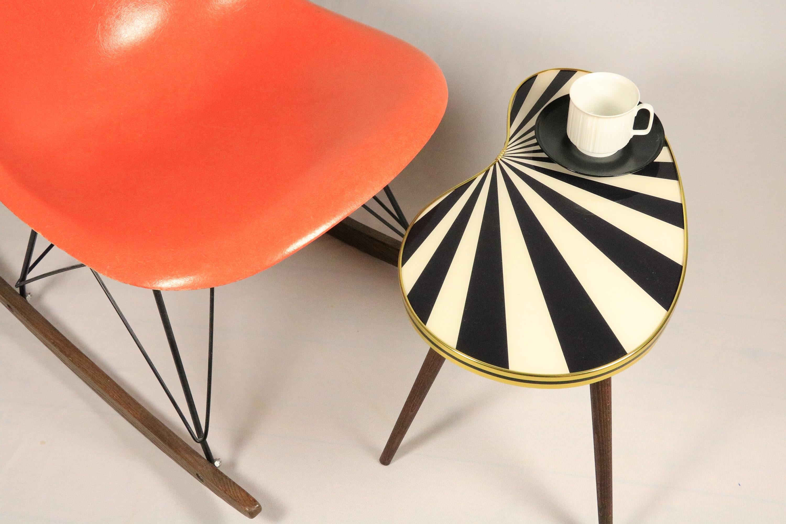 Brass Small Side Table, Kidney Shaped, Black-White Stripes, 3 Elegant Legs, 50s Style For Sale
