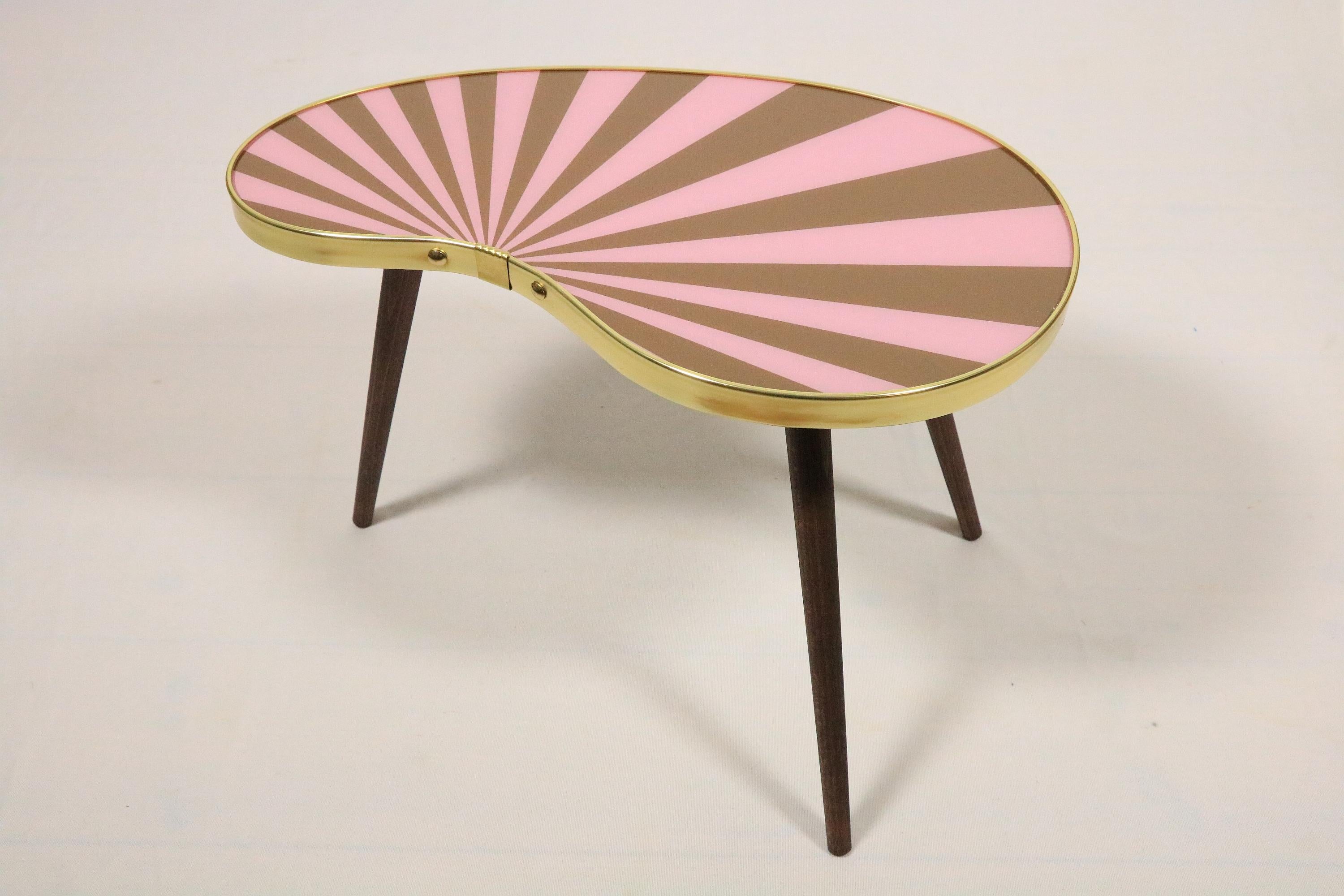 Exclusive offer of one small kidney shaped side table. 
Very decorative in Pink-Taupe colored  stripes (see other offers: optional in 4 different colours and patterns avaiable).

These tables are a high-quality new production after original models