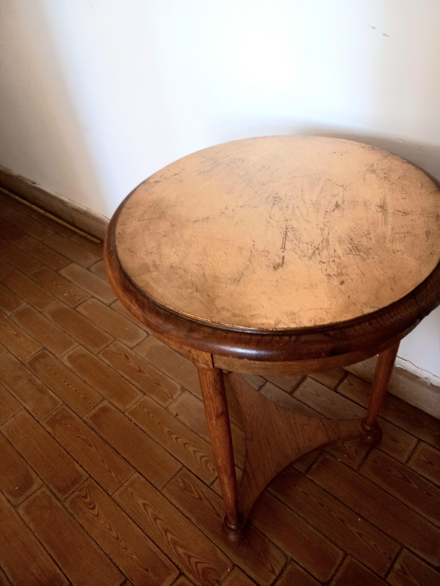 Side Table Light Wood and Gold Leaf Resting on Three Legs, Vintage France For Sale 1