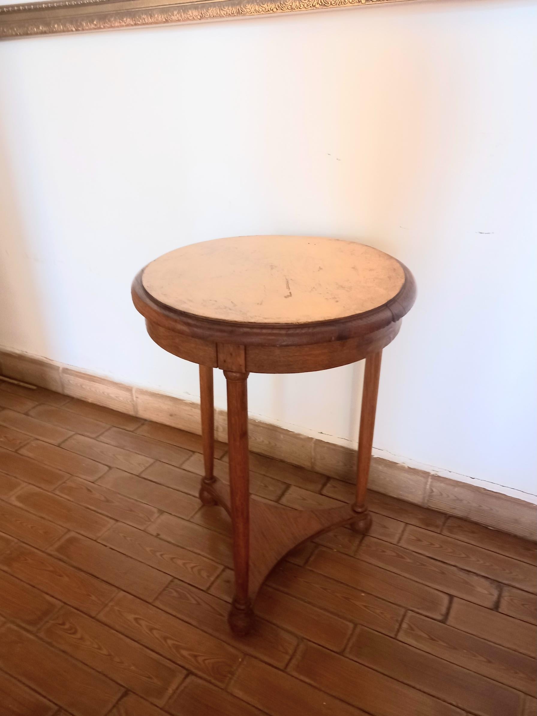 Side Table Light Wood and Gold Leaf Resting on Three Legs, Vintage France For Sale 3