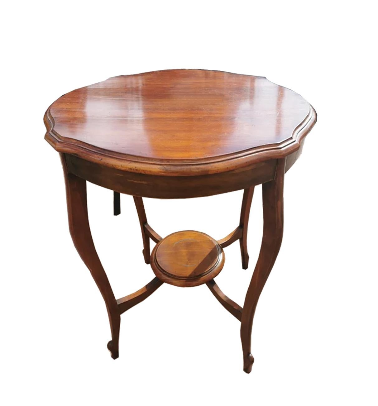 Espagnol Table d'appoint Guerindon de style Louis XV, début du XXe siècle en vente