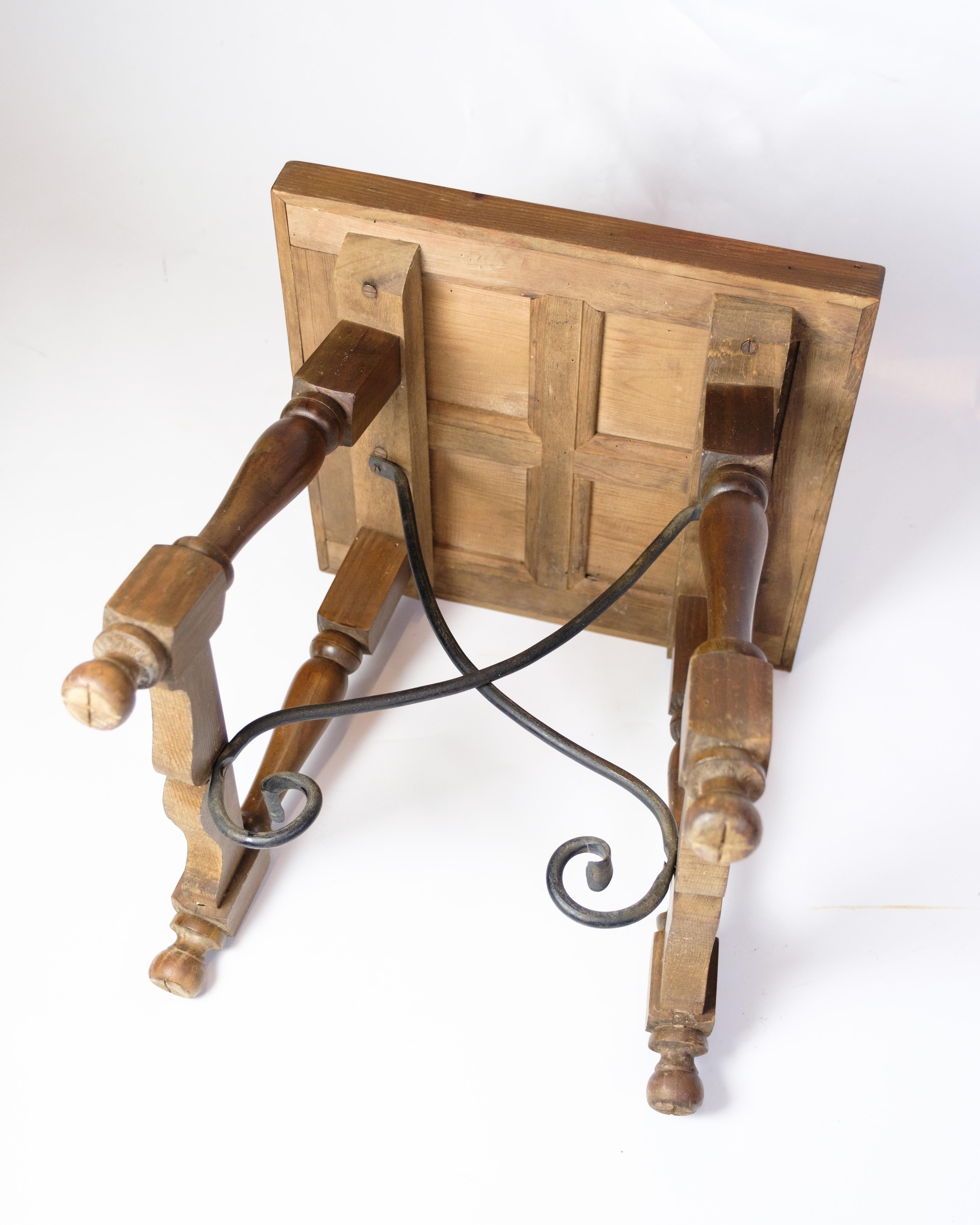 Side Table Made In Dark Wood With Turned Legs & Metal Struts From 1930s In Good Condition For Sale In Lejre, DK