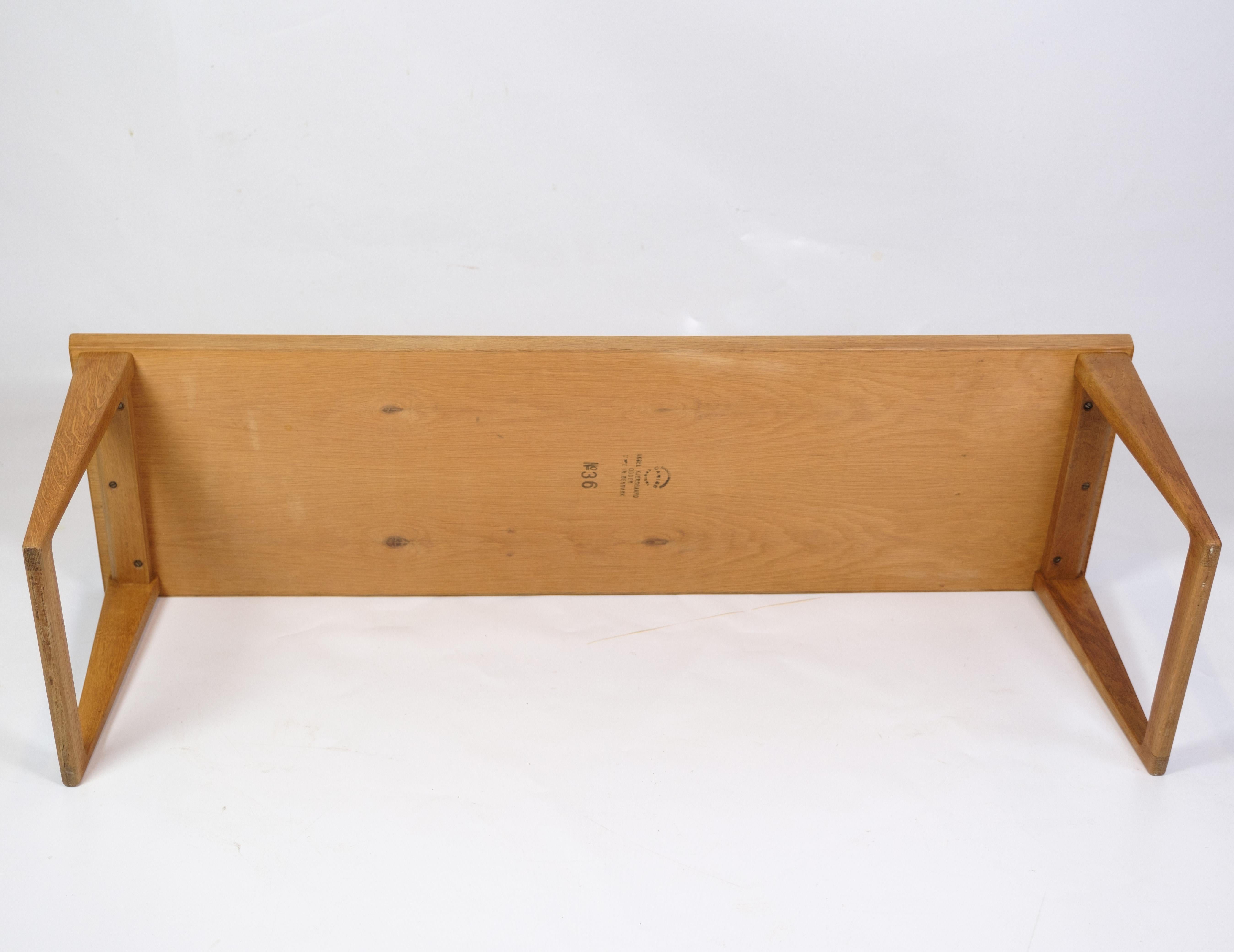 Beistelltisch aus Eiche von Aksel Kjersgaard für Odder Furniture aus den 1960er Jahren im Angebot 1