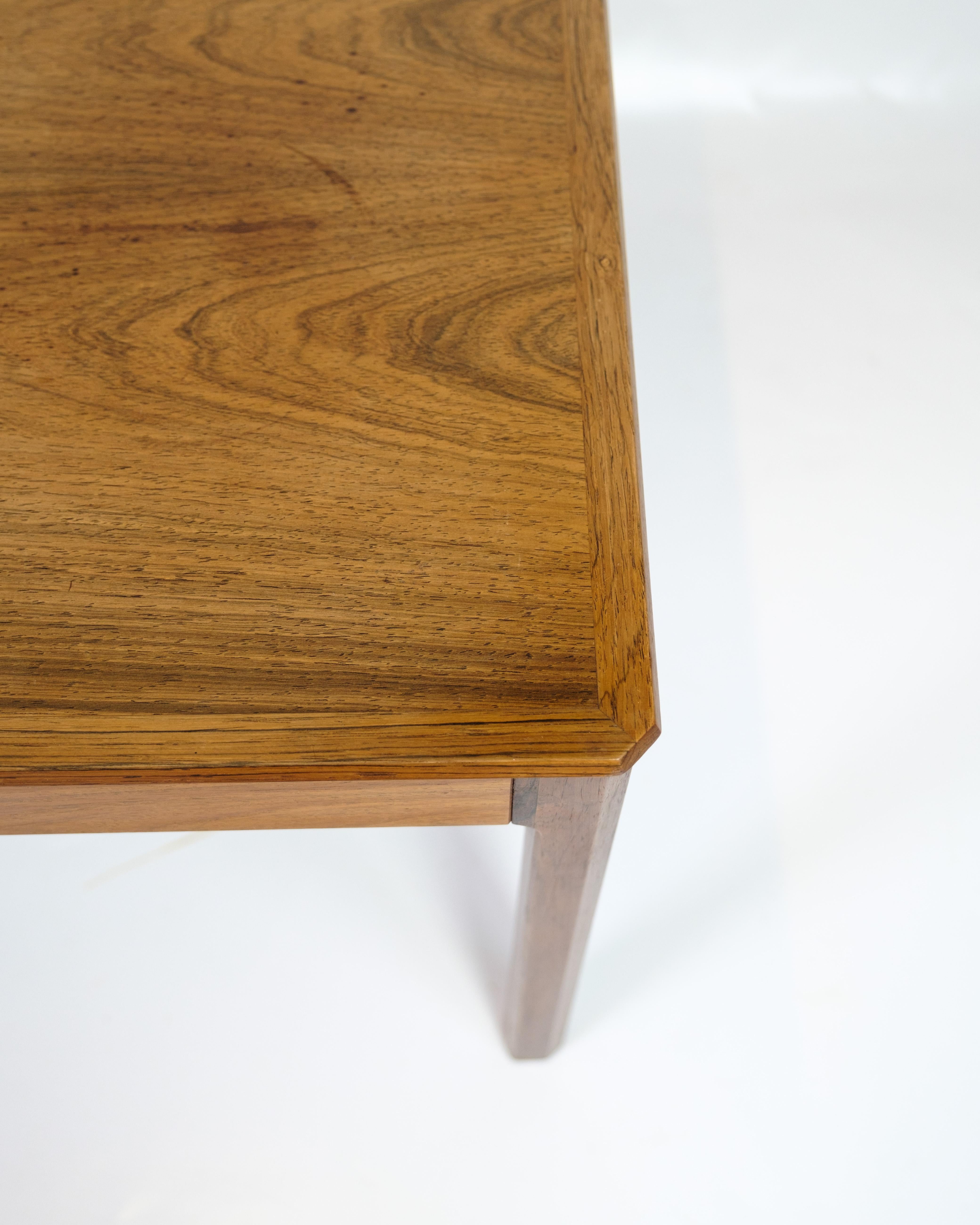Danois Table d'appoint en bois de rose, design danois des années 1960 en vente