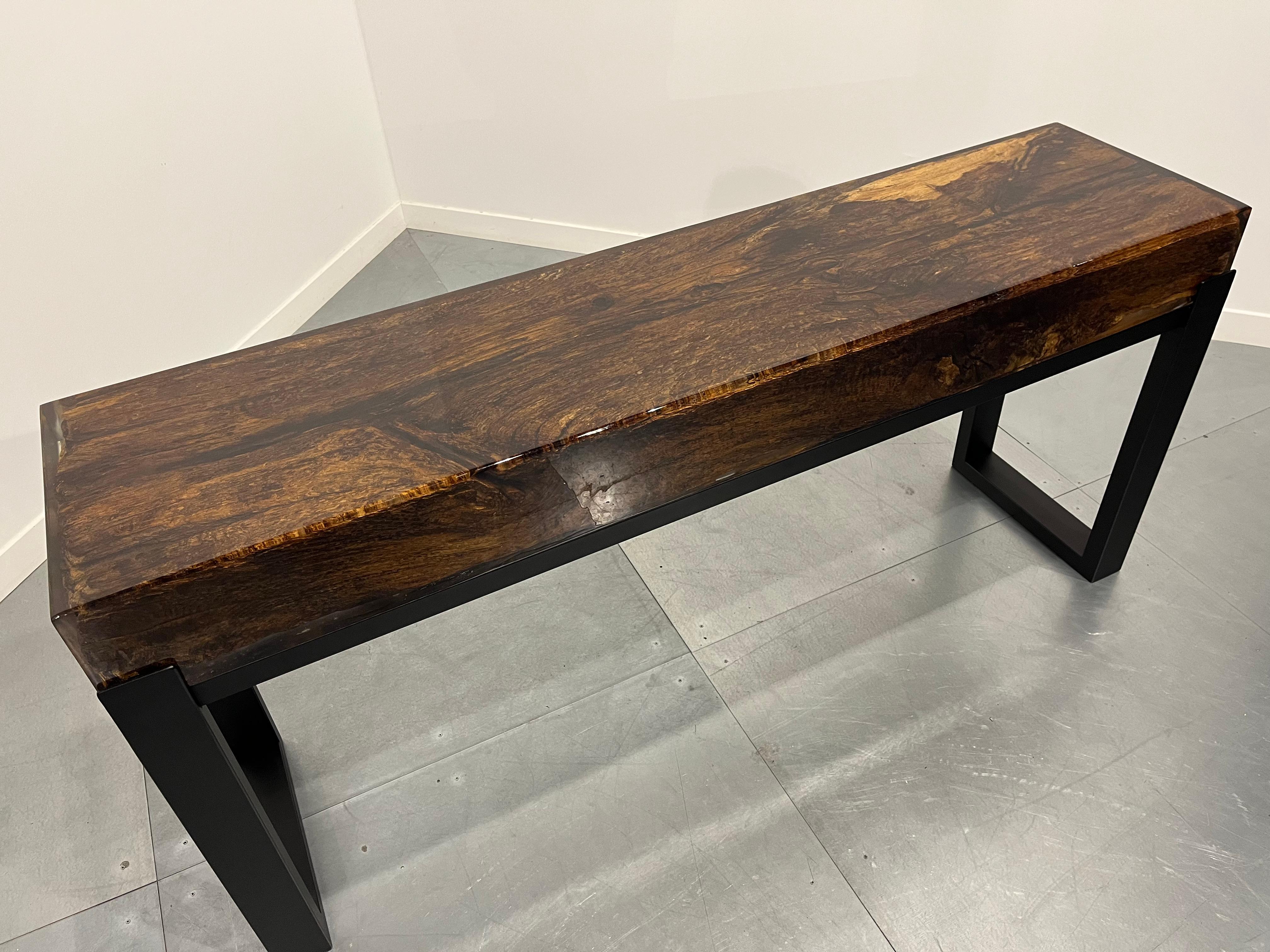Side Table Made of Oak Wooden Beam, Cast in Epoxy, on a Steel Frame In New Condition For Sale In Eindhoven, NL