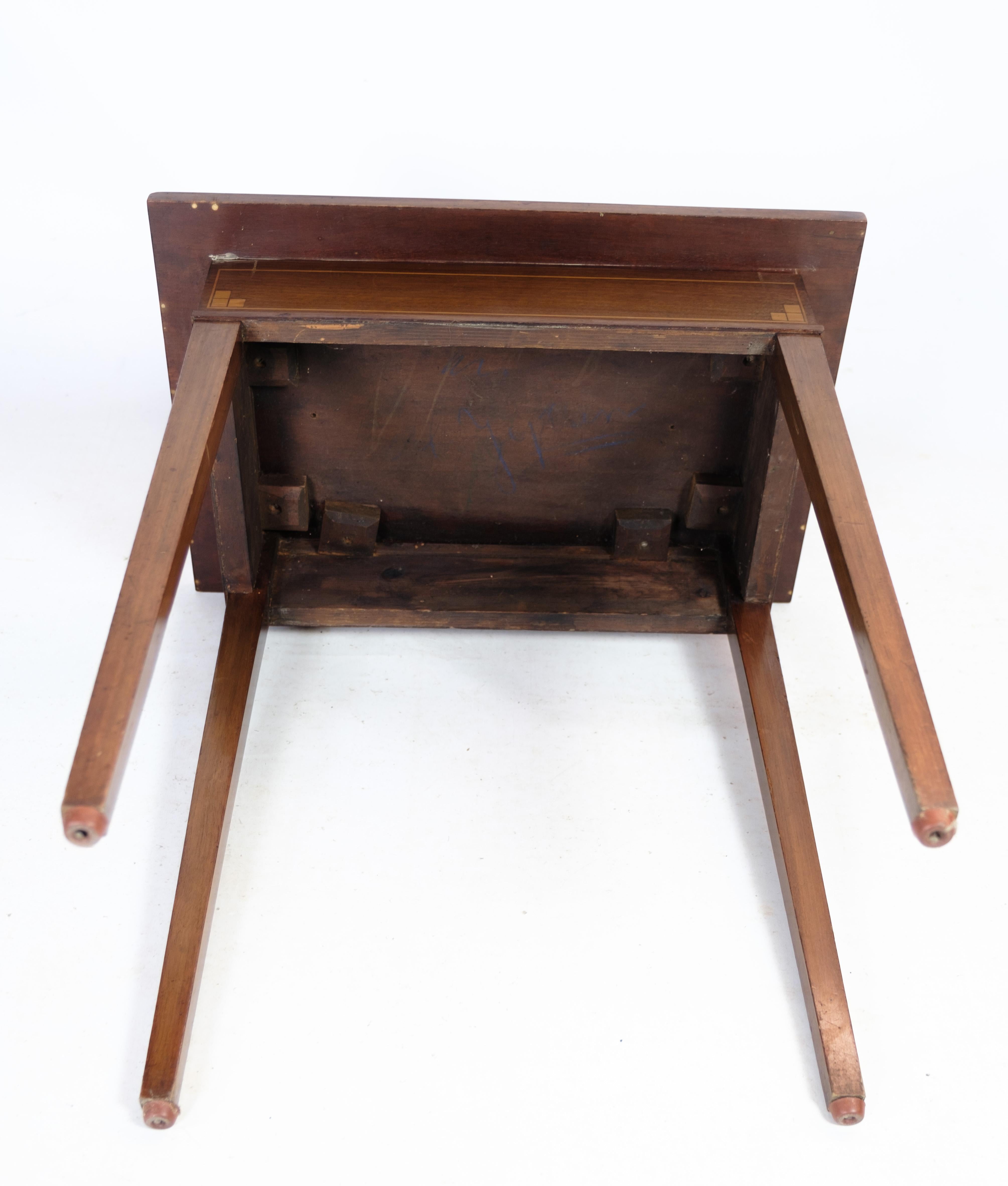 Side Table, Mahogany, Walnut Marquetry, 1920s In Good Condition For Sale In Lejre, DK