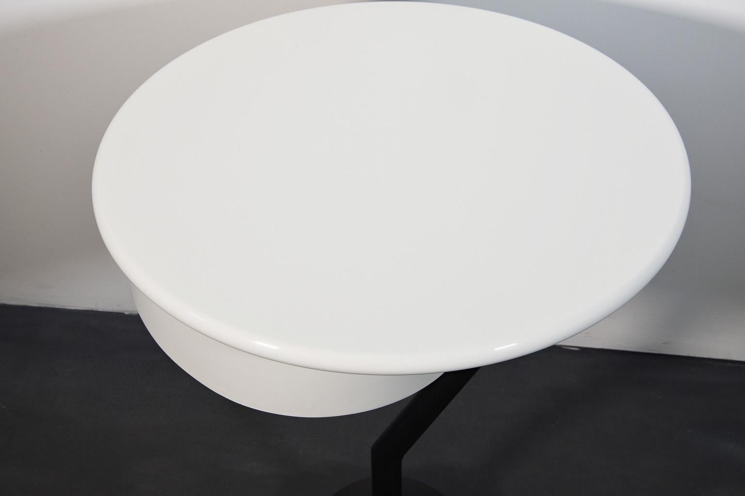 Late 20th Century Side Table, Memphis, Valerio Mazzei, 1983, Italy, White Lacquered For Sale