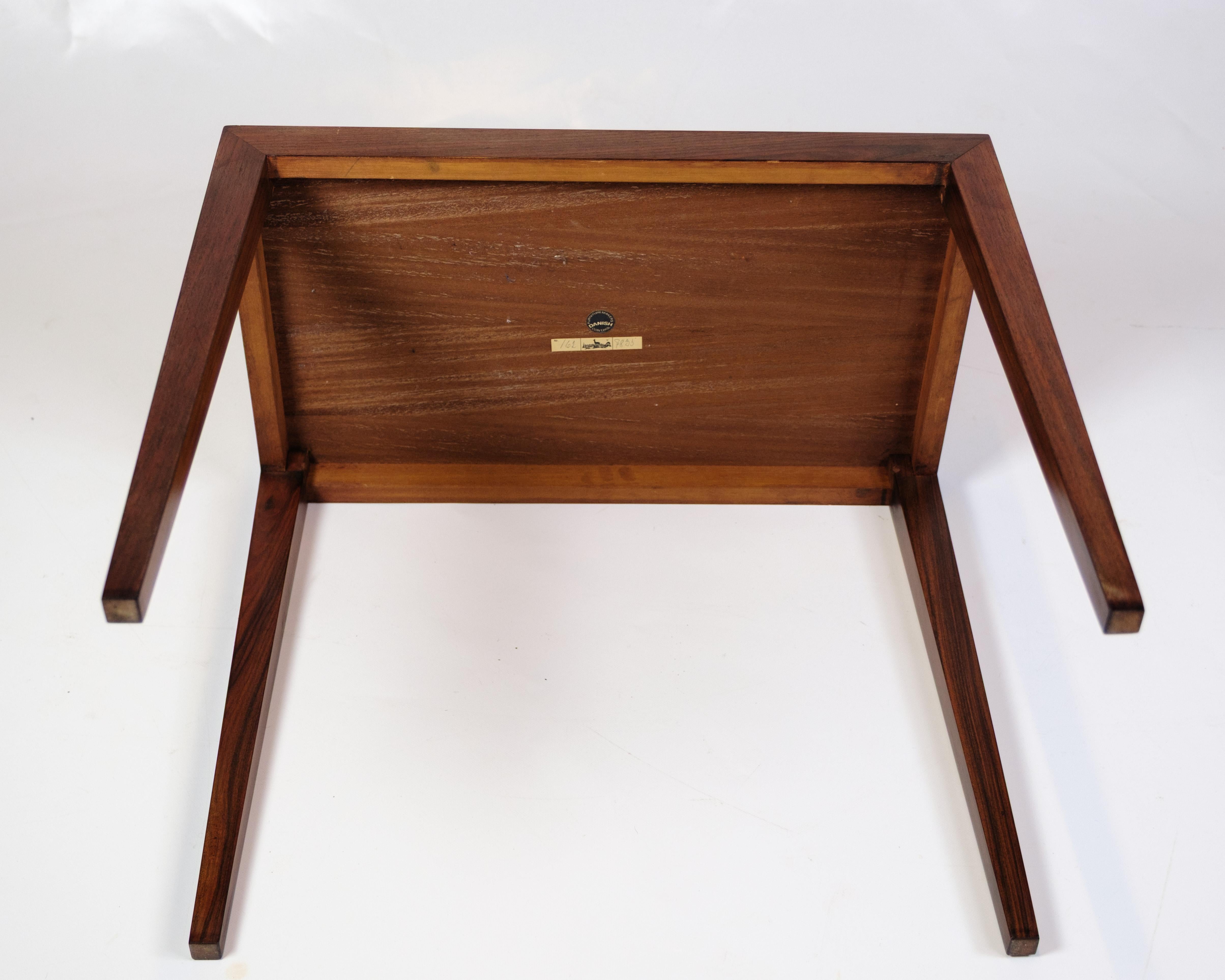 Side Table Model 162 Made In Rosewood By Severin Hansen For Haslev Furniture For Sale 2