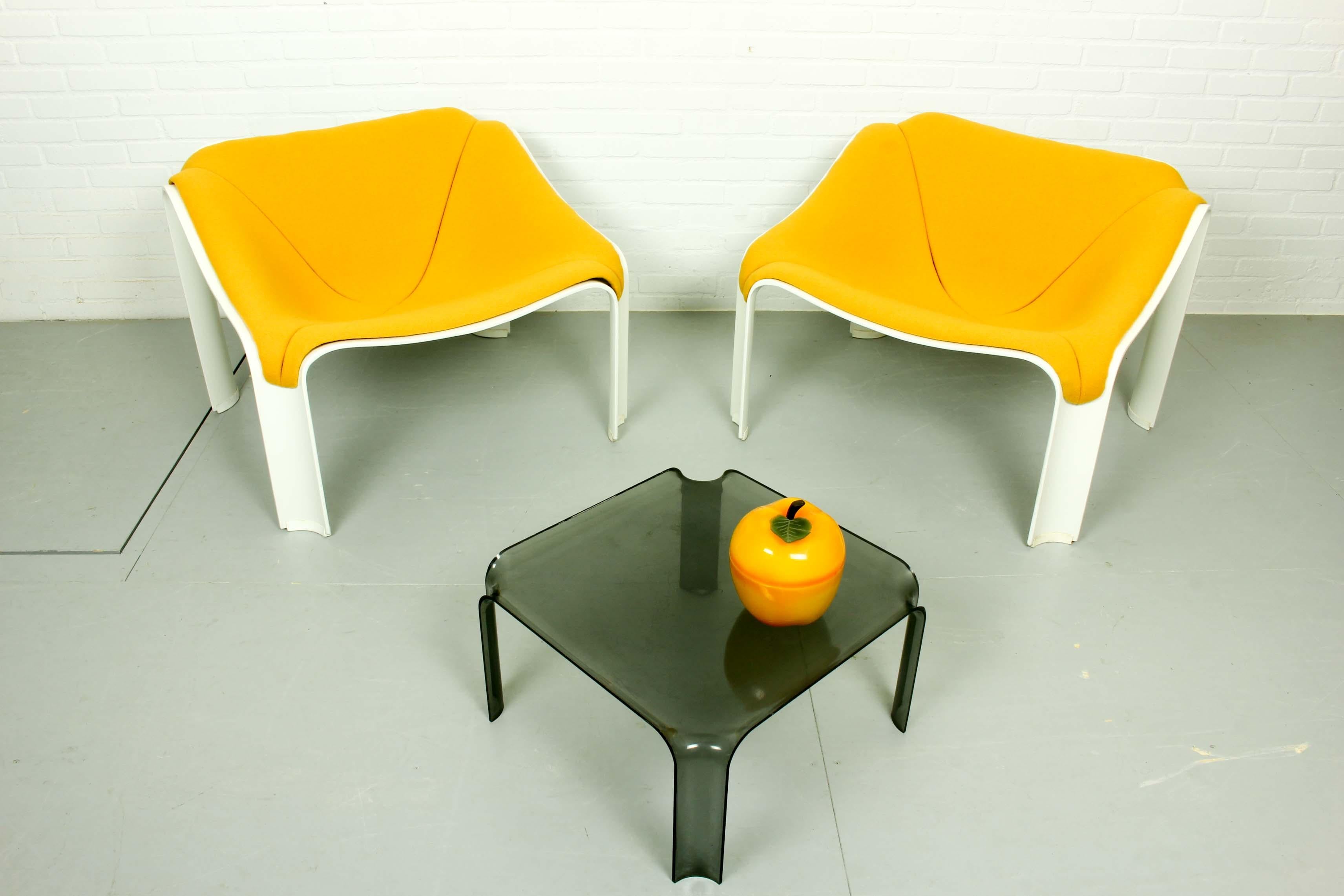 Dutch Side Table Model 877 by Pierre Paulin for Artifort, 1960s
