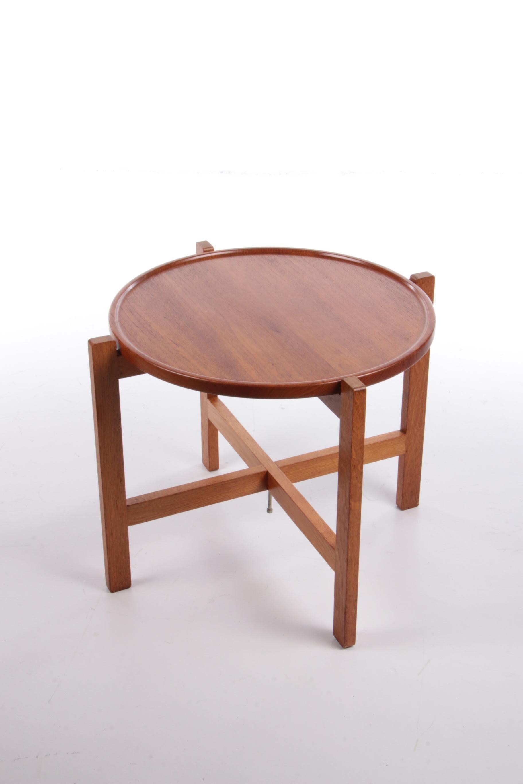 Mid-Century Modern Side table Model AT35 design by Hans J. Wegner 1945 Denmark